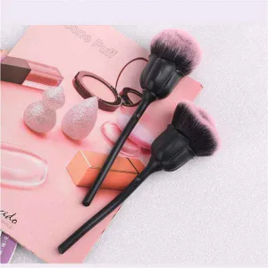 🌸 Elegant Floral Makeup Brush – Beauty Meets Artistry
