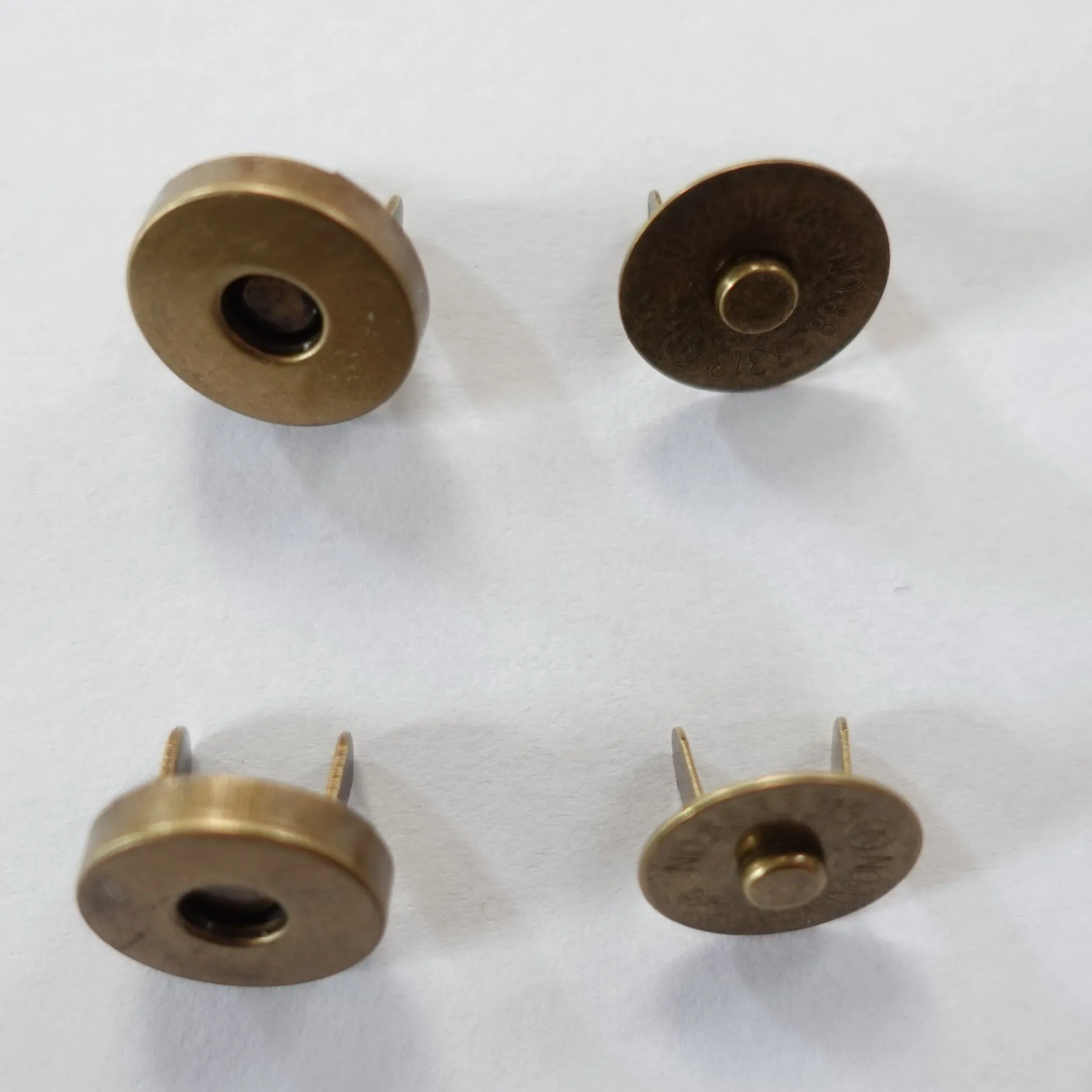 14mm Magnetic Snap Set of 2