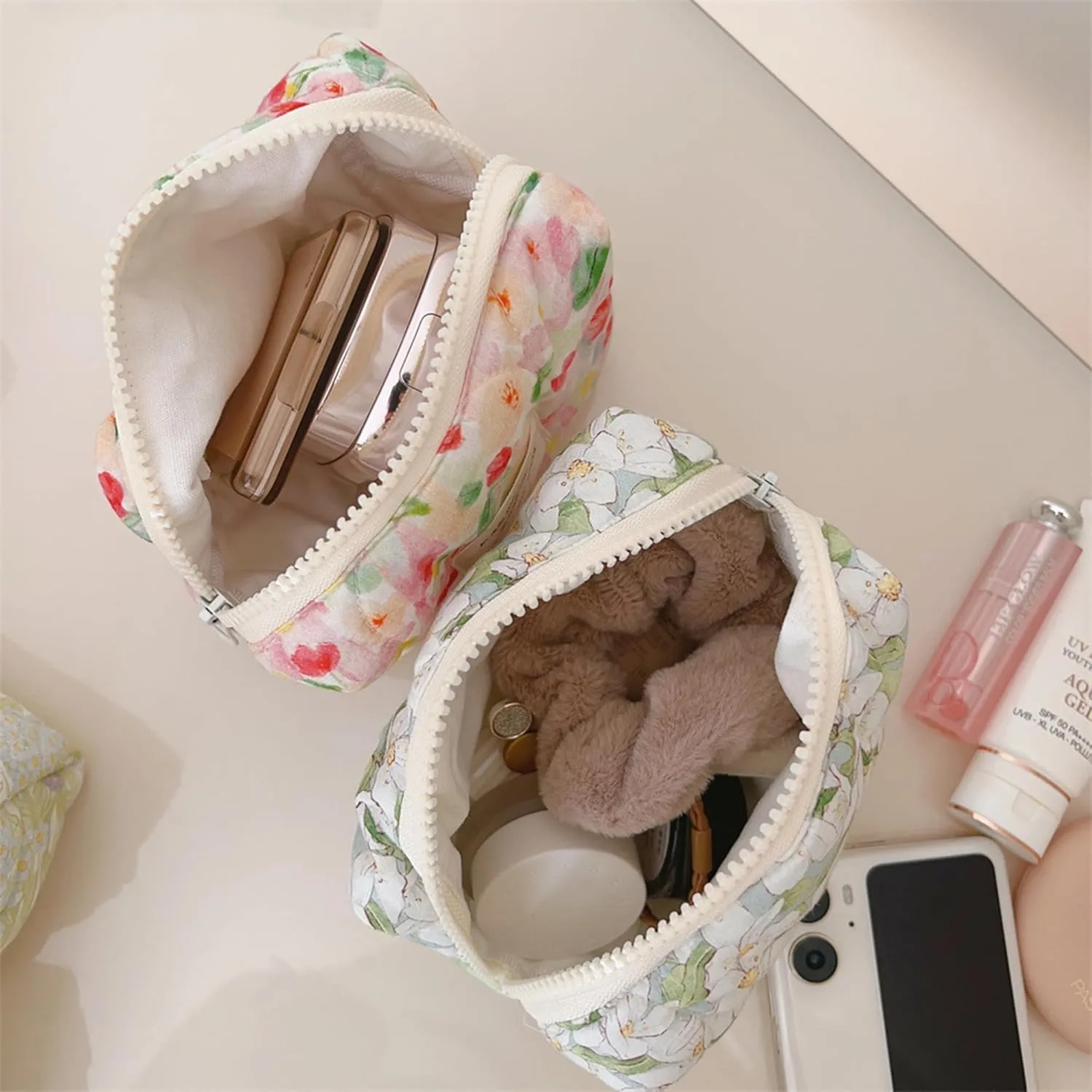 2 Pcs Floral Makeup Bag Large Travel Cotton Quilted Cosmetic Makeup Bag Organizer, Cute Coquette Aesthetic Zipper Portable Pouch Purse Storage Toiletry Bag for Women Girls accessories