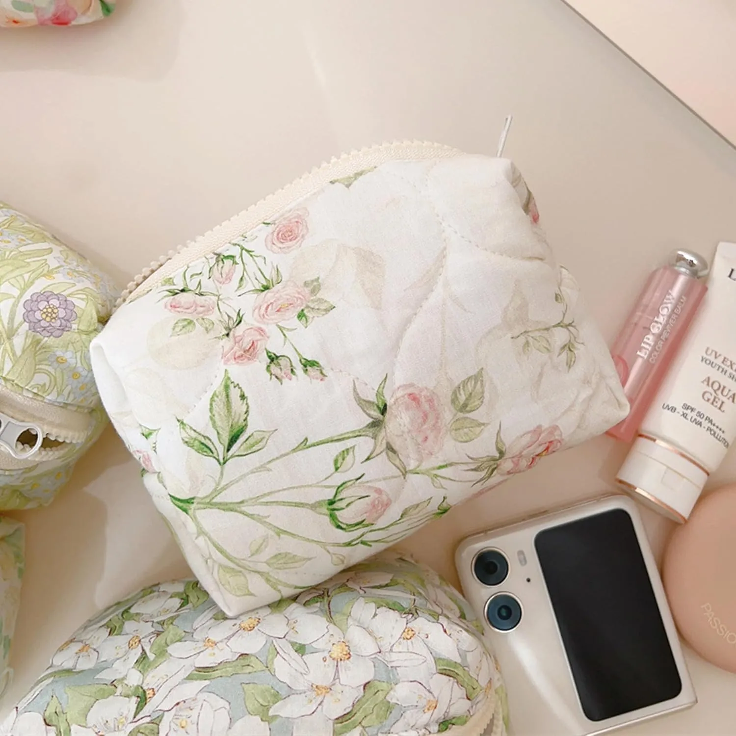 2 Pcs Floral Makeup Bag Large Travel Cotton Quilted Cosmetic Makeup Bag Organizer, Cute Coquette Aesthetic Zipper Portable Pouch Purse Storage Toiletry Bag for Women Girls accessories