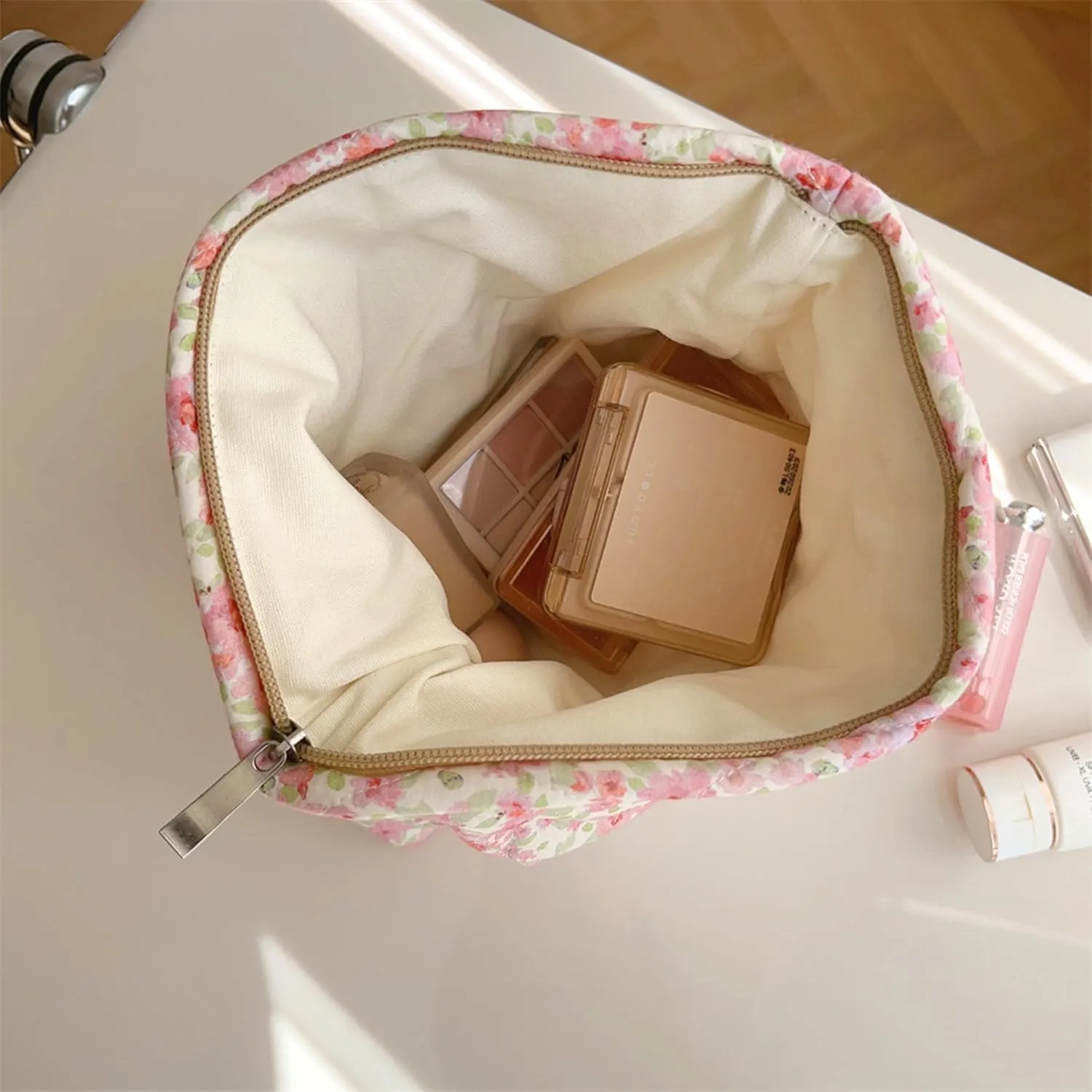 2 Pcs Floral Makeup Bag Large Travel Cotton Quilted Cosmetic Makeup Bag Organizer, Cute Coquette Aesthetic Zipper Portable Pouch Purse Storage Toiletry Bag for Women Girls accessories