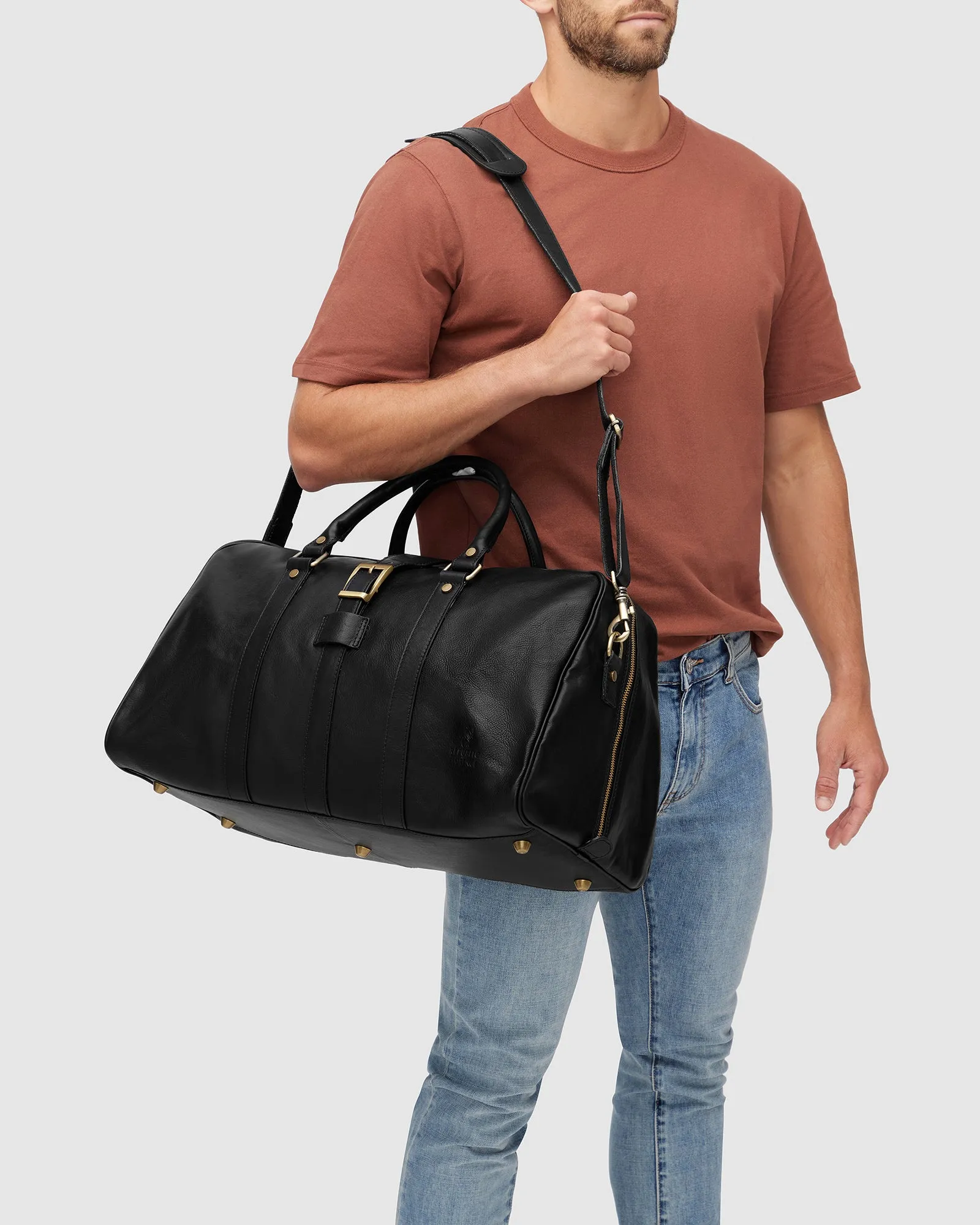 Amerigo Matt Black Leather Weekender Bag