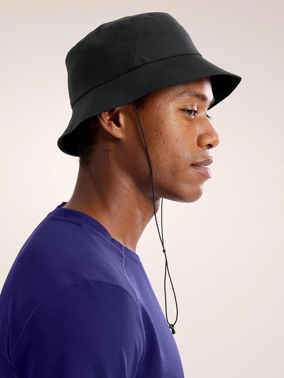 Arc'teryx Sinsolo Bucket Hat | Bucket Hat with a Chin Strap for Windy Hikes - Redesign
