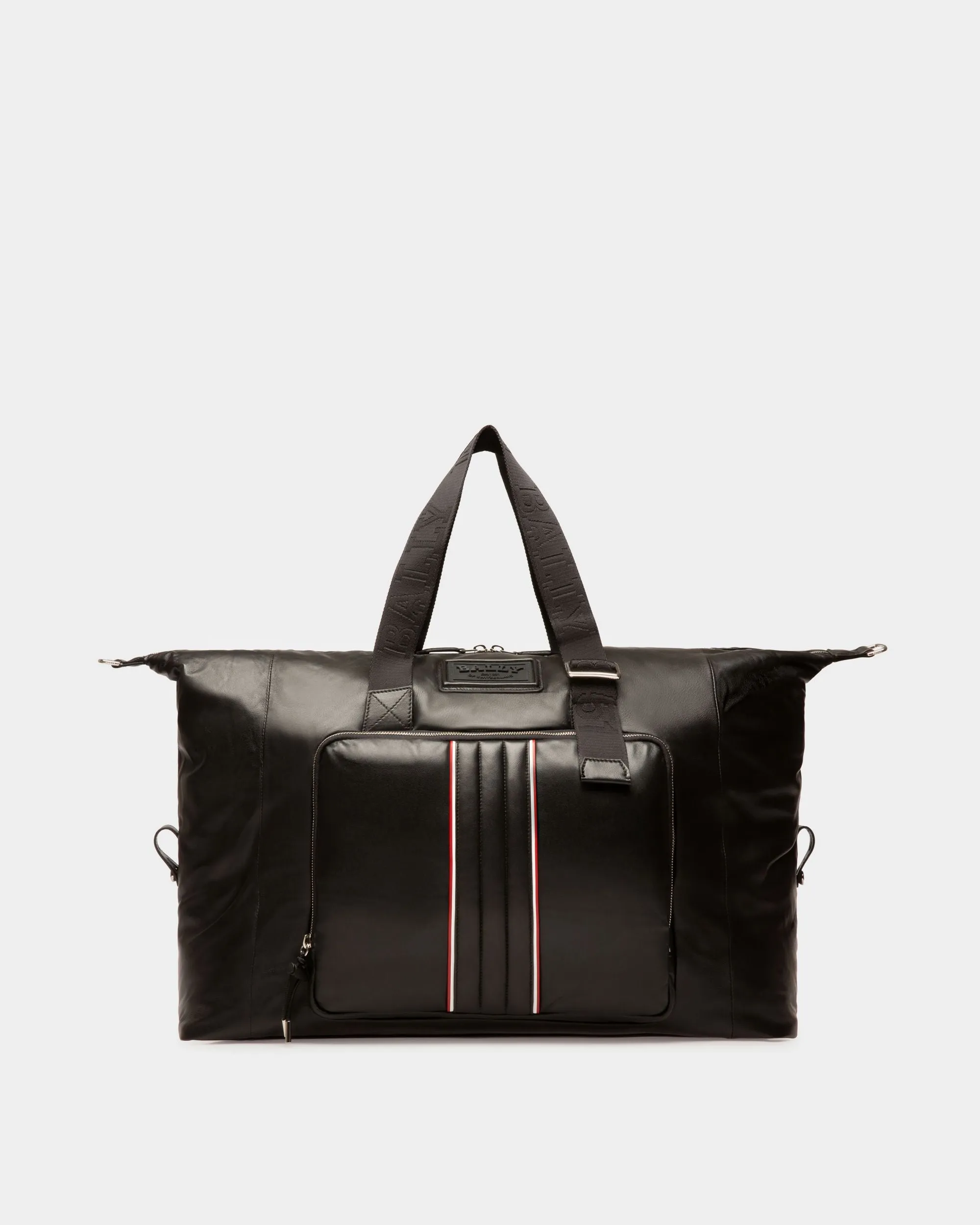 Arohn Leather Weekender Bag In Black