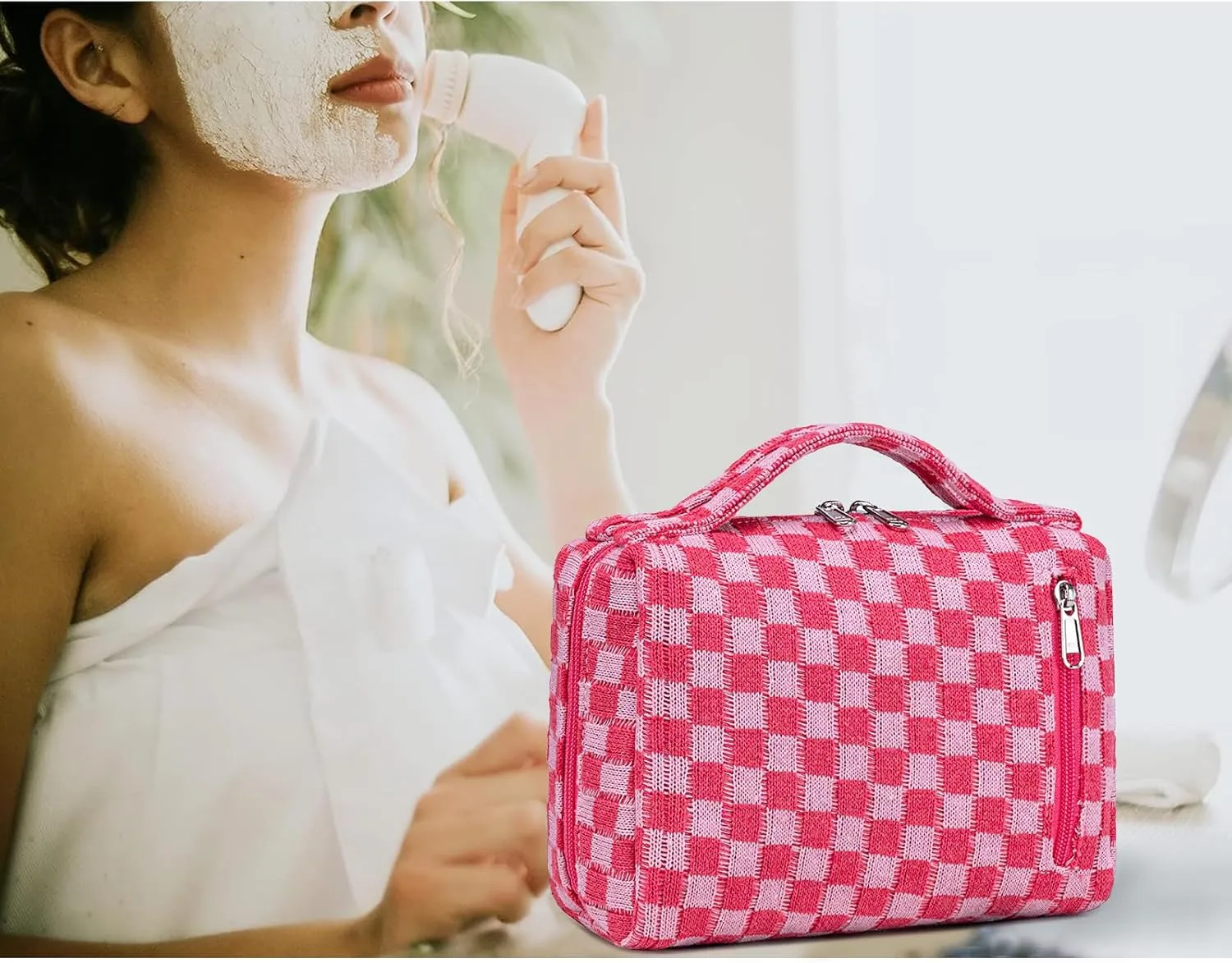 Bluboon Makeup Bag Zipper Pouch Travel Portable Cosmetic Bag Organizer for Women and Girls(Purple Floral)