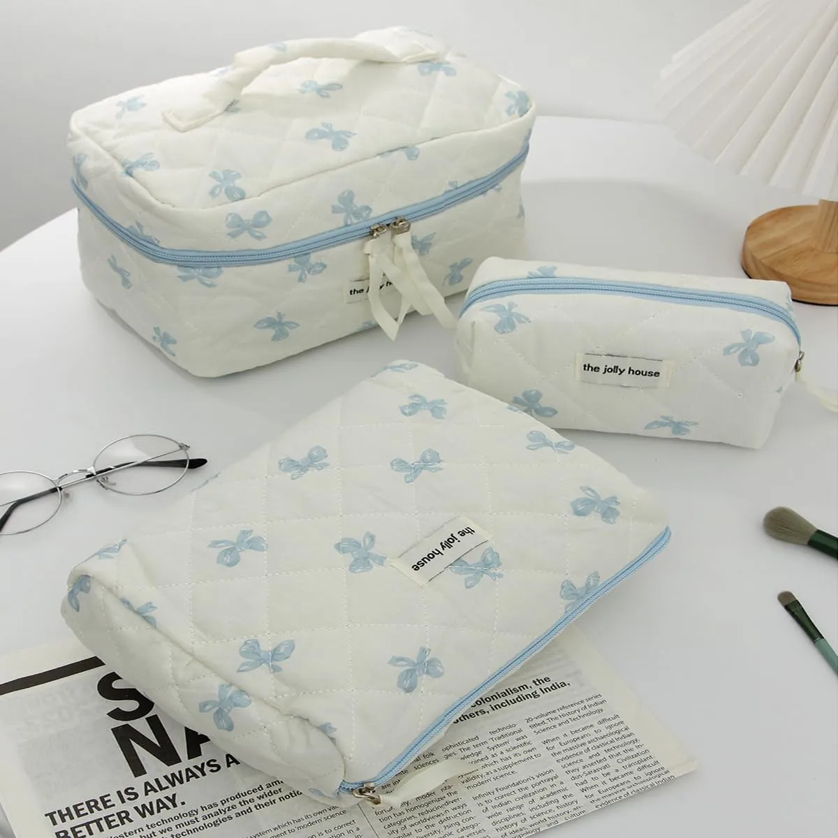 Bow Aesthetic Bag Y2k Cosmetic Bag for Purse Coquette Aesthetic Cute Makeup Bag Make Up Bag Set (Blue Floral-2)