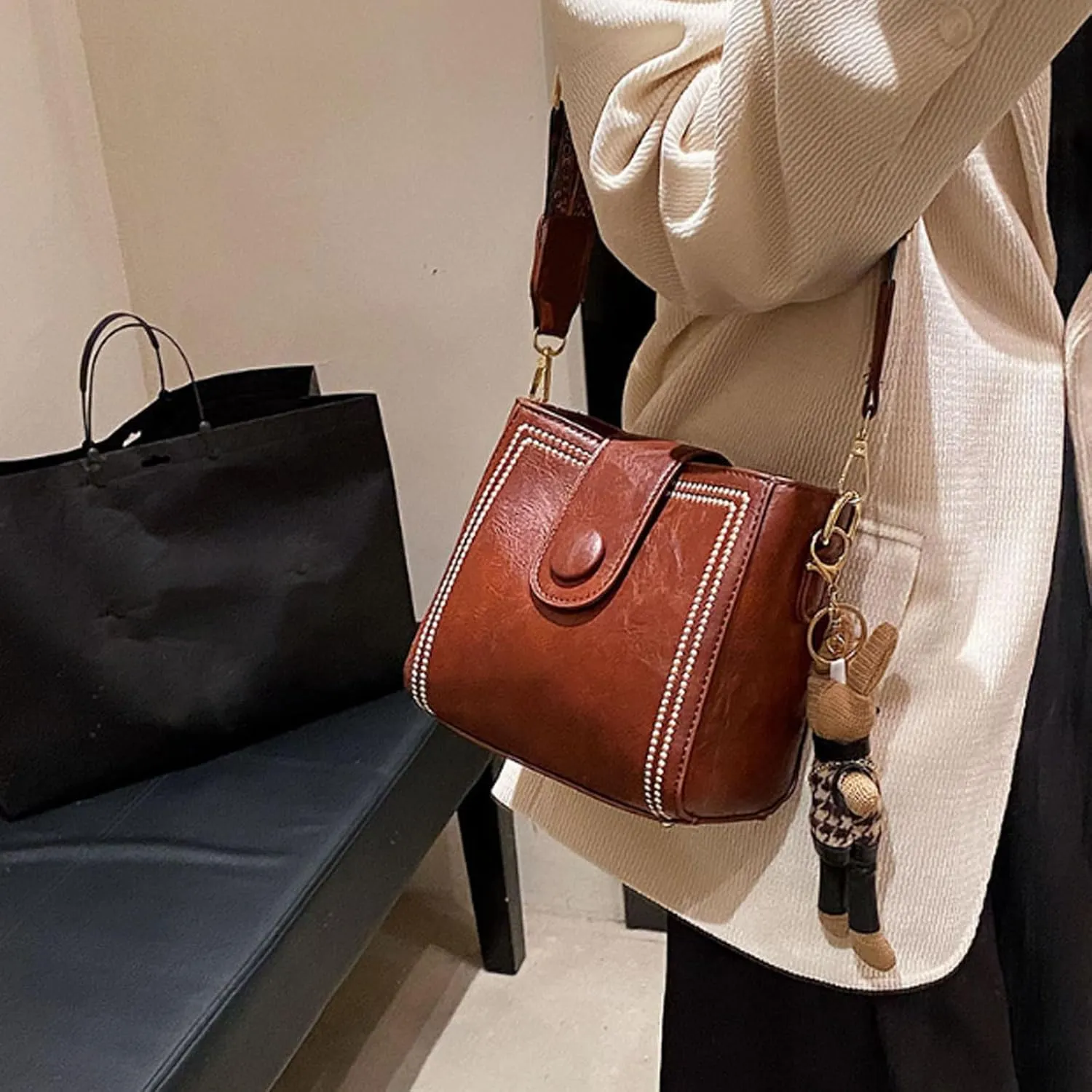 Bucket Bag, Vintage Fashion Bag with Wide Adjustable Shoulder Strap, Vintage Small Bucket for Women