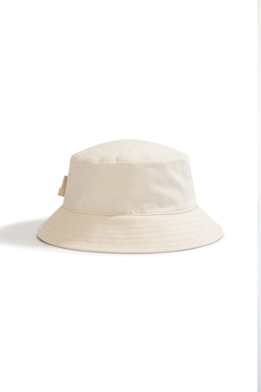 Bucket Hat // Chill