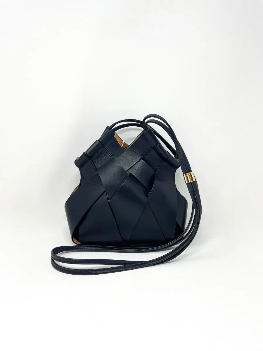Charlotte Crossbody in Noir