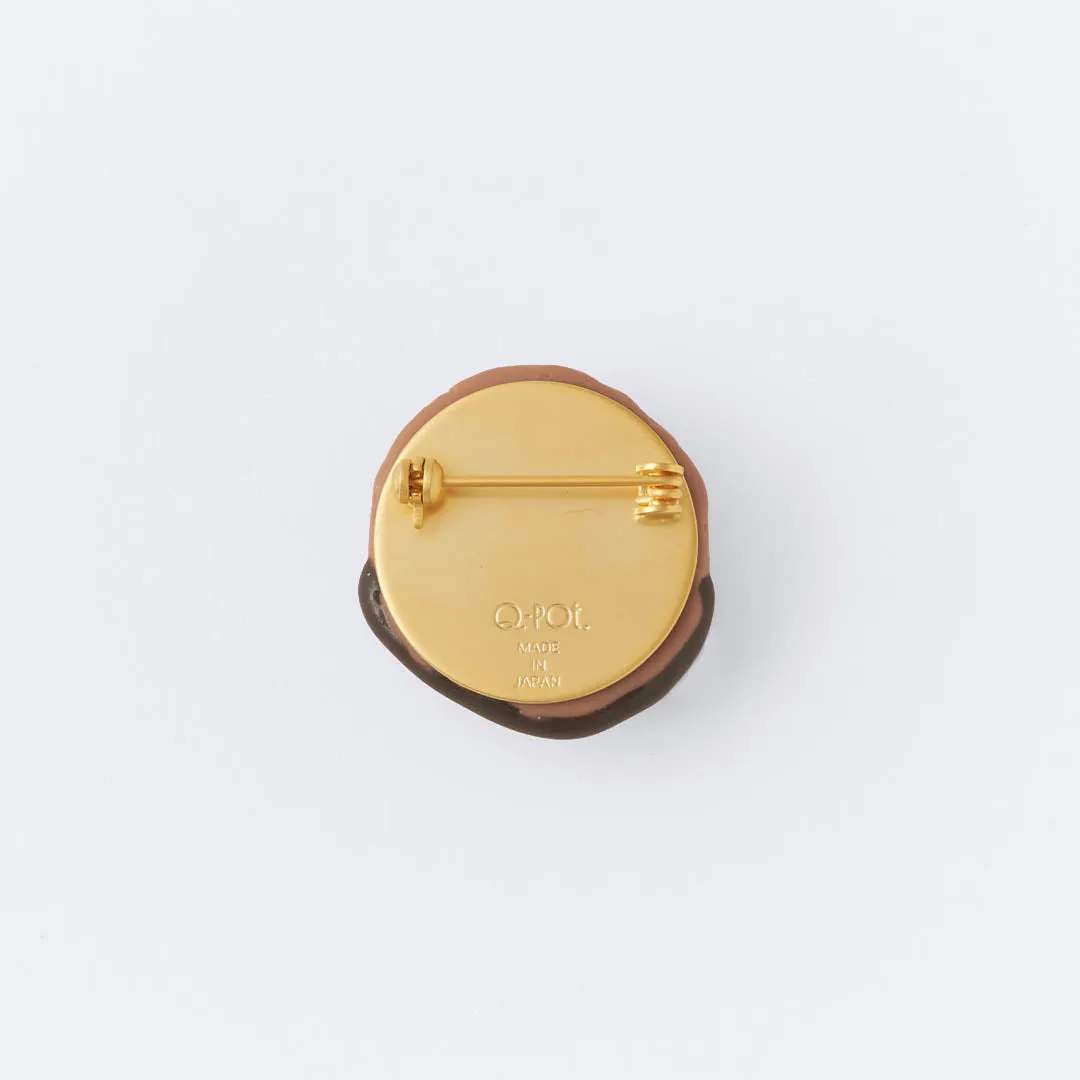 Chocolate Dipped Macaron Brooch (Chocolate)【Japan Jewelry】