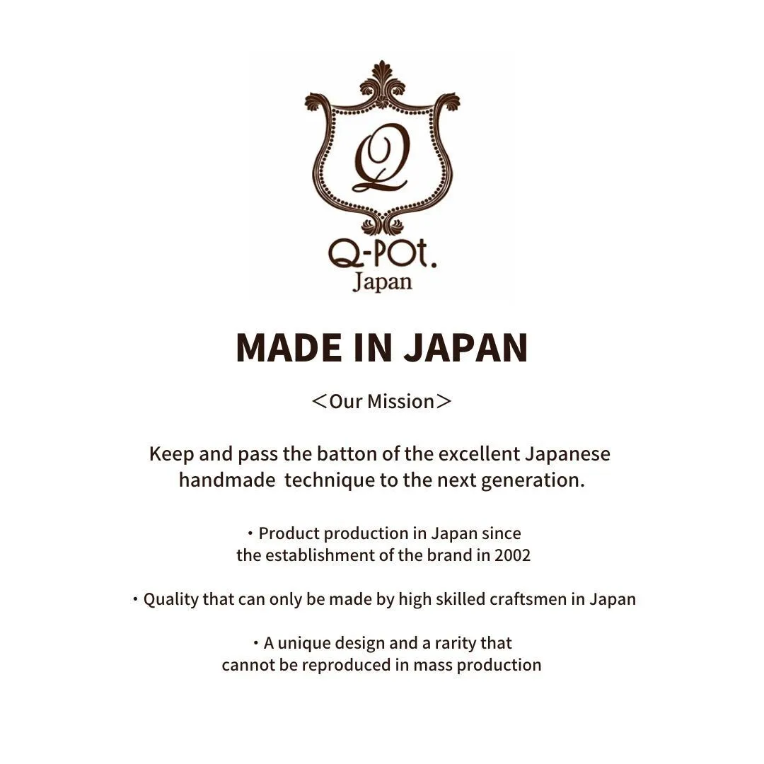 Chocolate Dipped Macaron Brooch (Mint Chocolate)【Japan Jewelry】