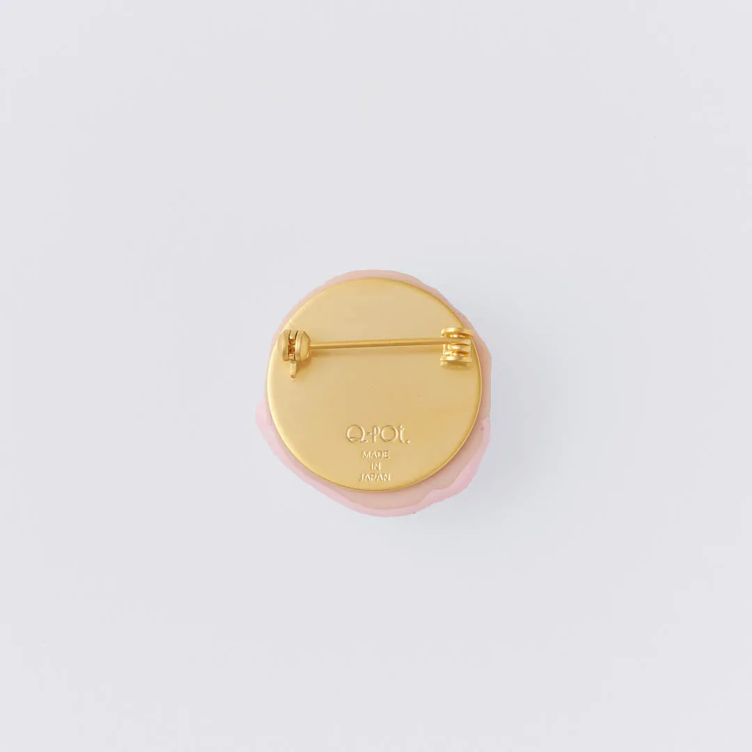 Chocolate Dipped Macaron Brooch (Strawberry)【Japan Jewelry】