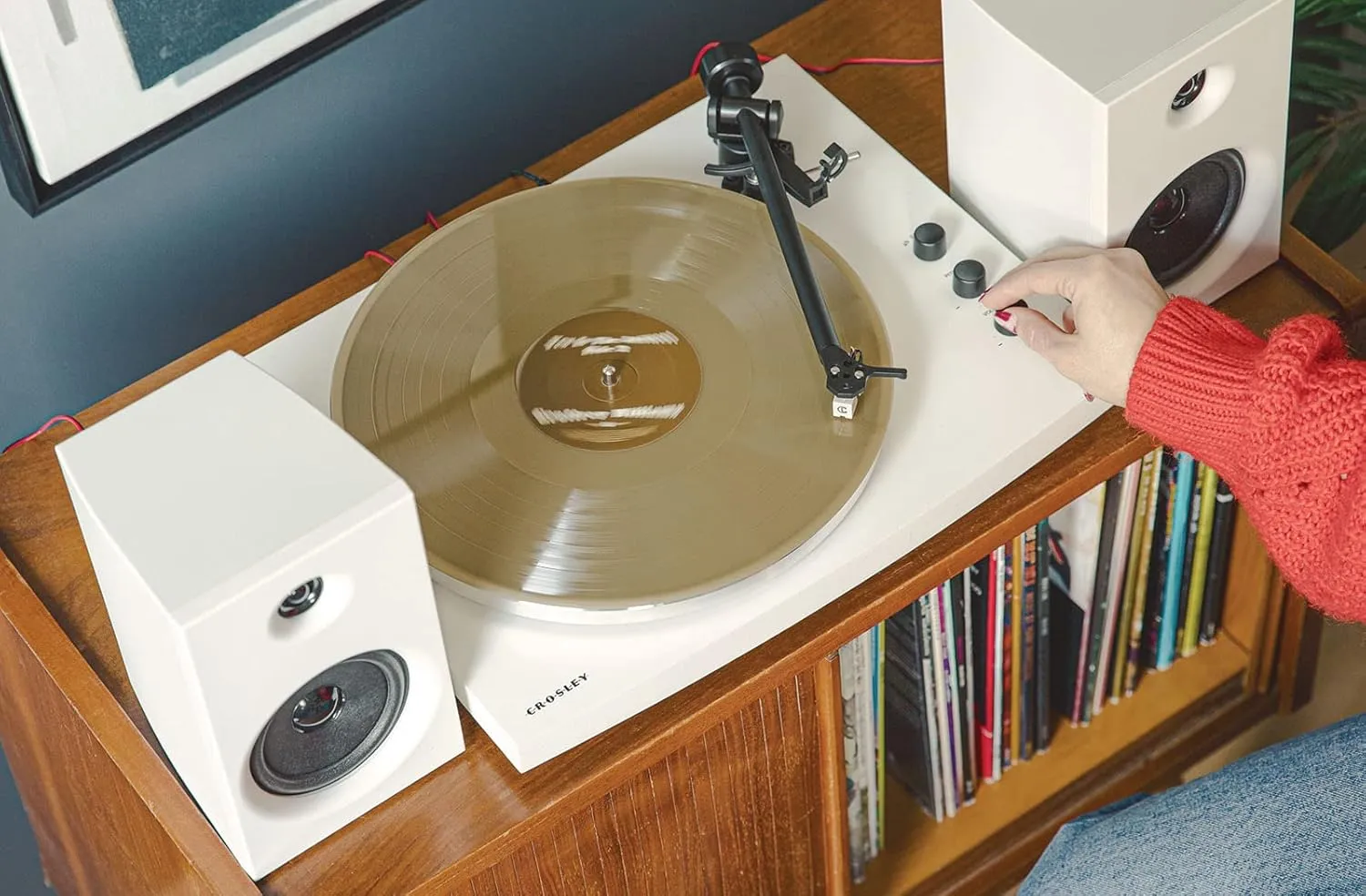 Crosley T150C-WH 2-Speed Bluetooth Turntable Record Player System with Weighted Tone Arm and Stereo Speakers, White