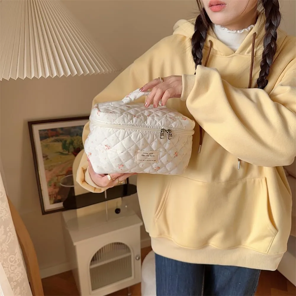 Cute Makeup Bag Cotton Quilted Toiletry Bag Floral Aesthetic Cosmetic Bag Kawaii Puffy Coquette Travel Organizer Pouch Purse for Women (White Flower)