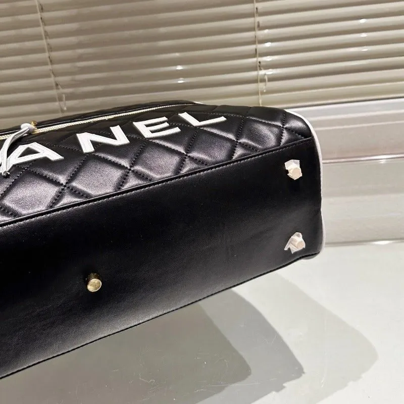 ESMEE - Boston bag with white logo