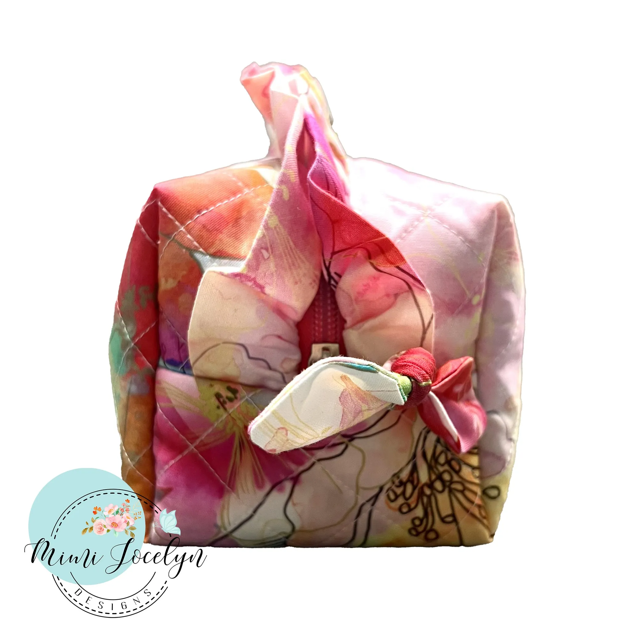 'Evelyn' Ruffle Pouch