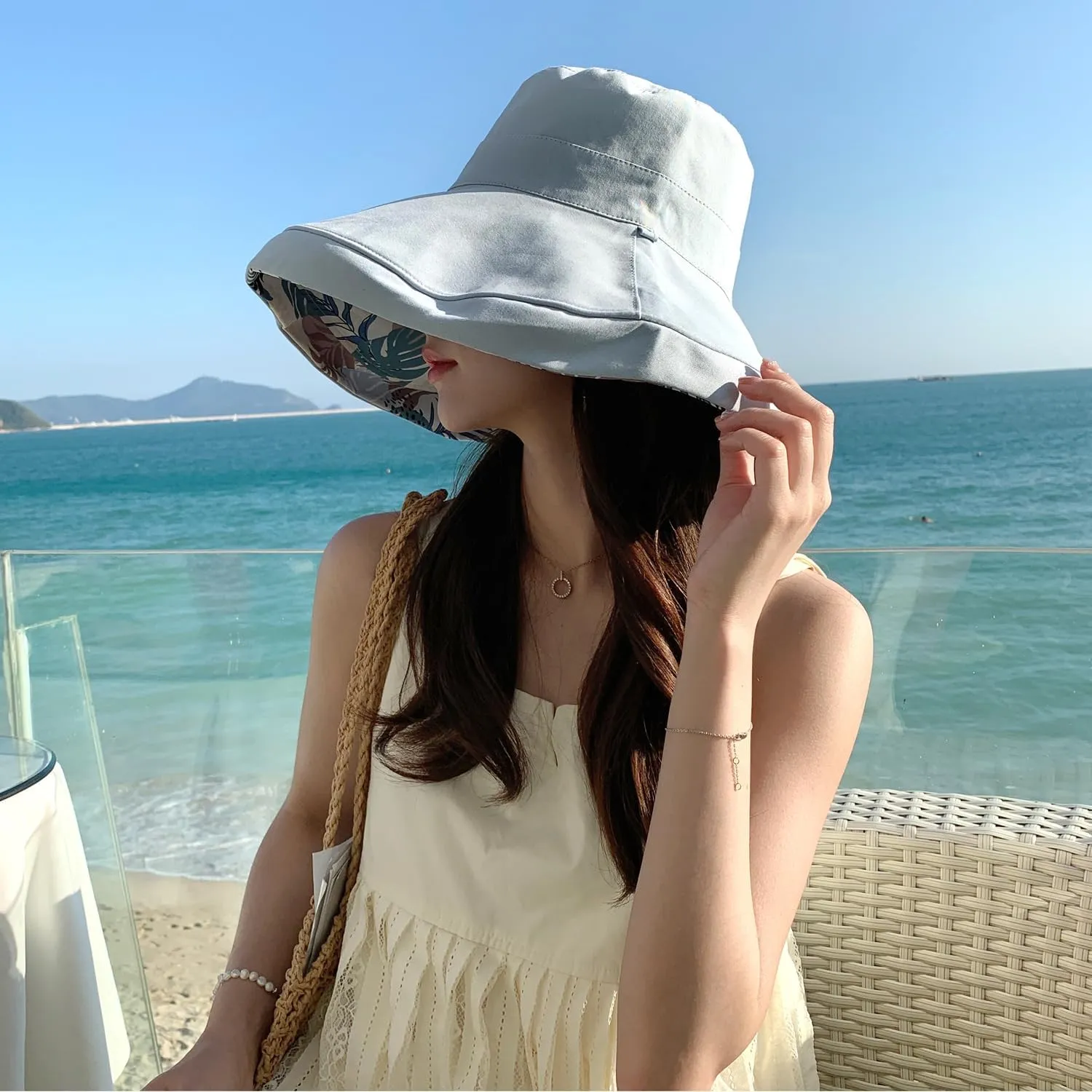 HUAMULAN Women Wide Brim Summer Sun Hat Wired Edge Beach Bucket Fishing Hats Reversible Foldable Travel UV Protection