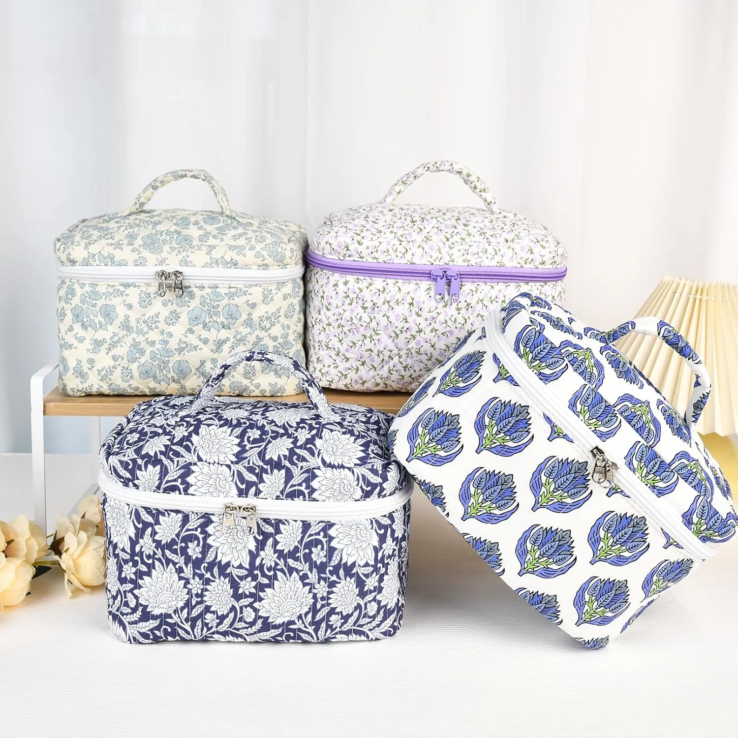 Large Makeup Bag Quilted Makeup Bags Cute Cosmetic Bag for Women Girls Floral Coquette Aesthetic Toiletry Bag Travel Make Up Organizer Blue Skincare Bag