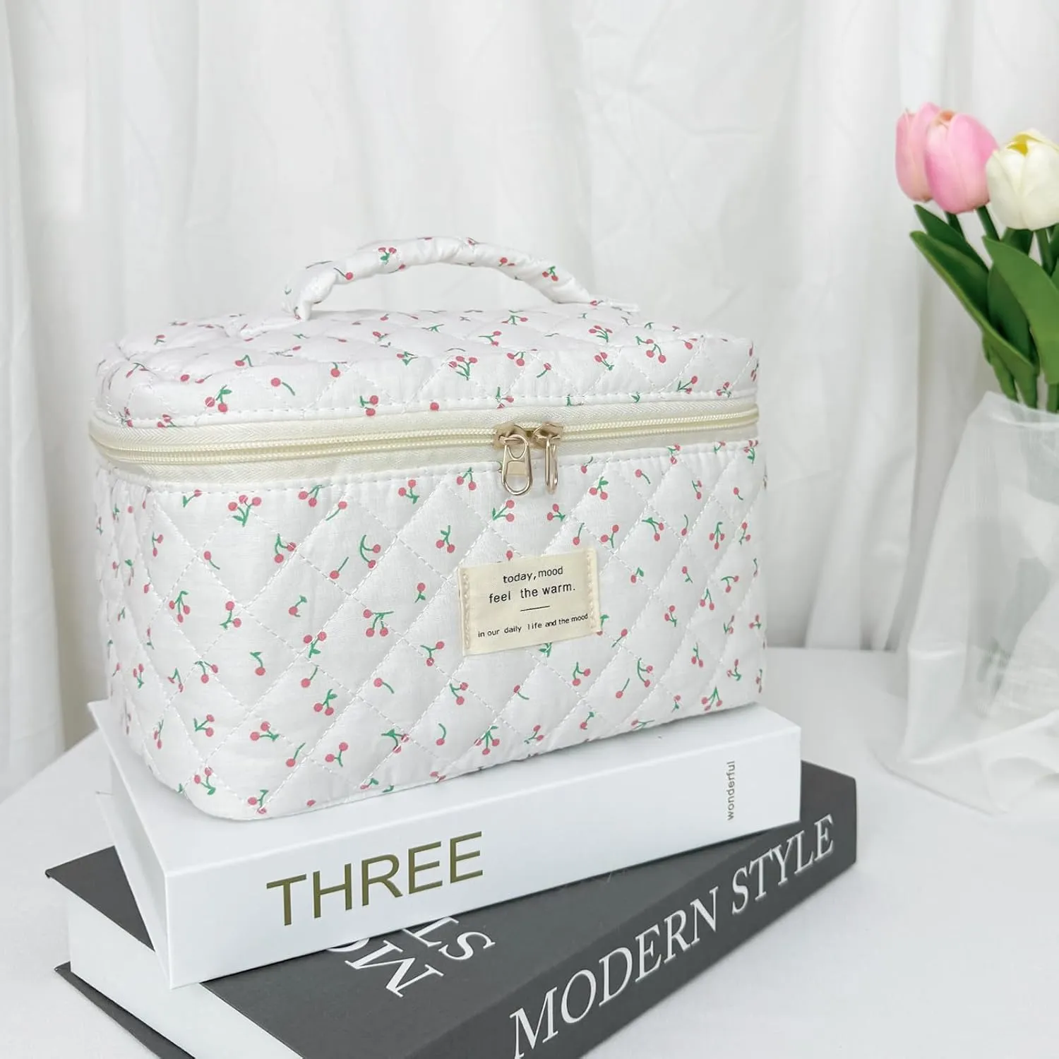 Large Travel Quilted Makeup Bag for Women, Floral Cotton Cosmetic Bag Cute Coquette Aesthetic Floral Toiletry Organizer Bag for Girls Little Cherry Cosmetic Zipper Storage Bag