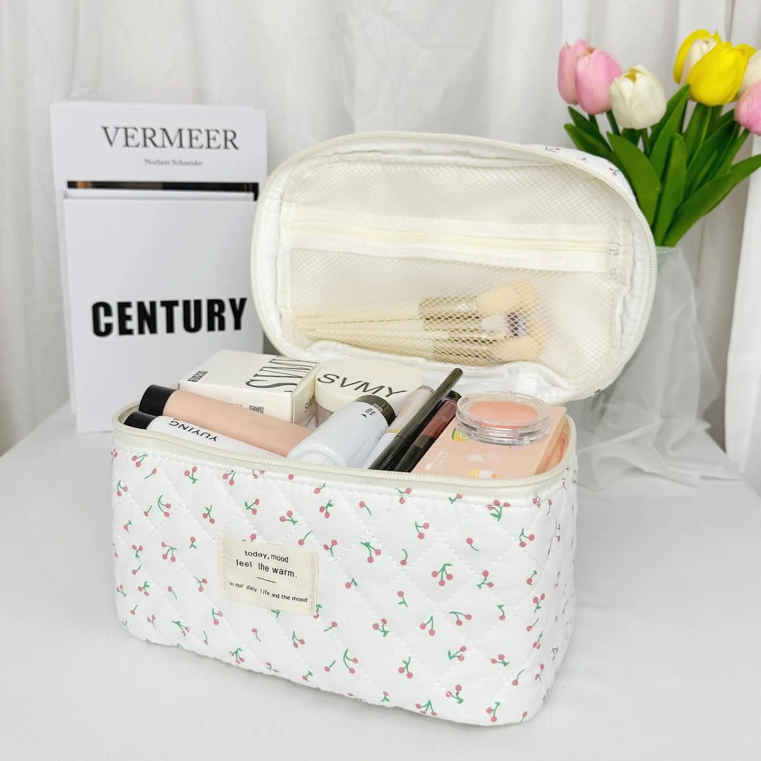 Large Travel Quilted Makeup Bag for Women, Floral Cotton Cosmetic Bag Cute Coquette Aesthetic Floral Toiletry Organizer Bag for Girls Little Cherry Cosmetic Zipper Storage Bag