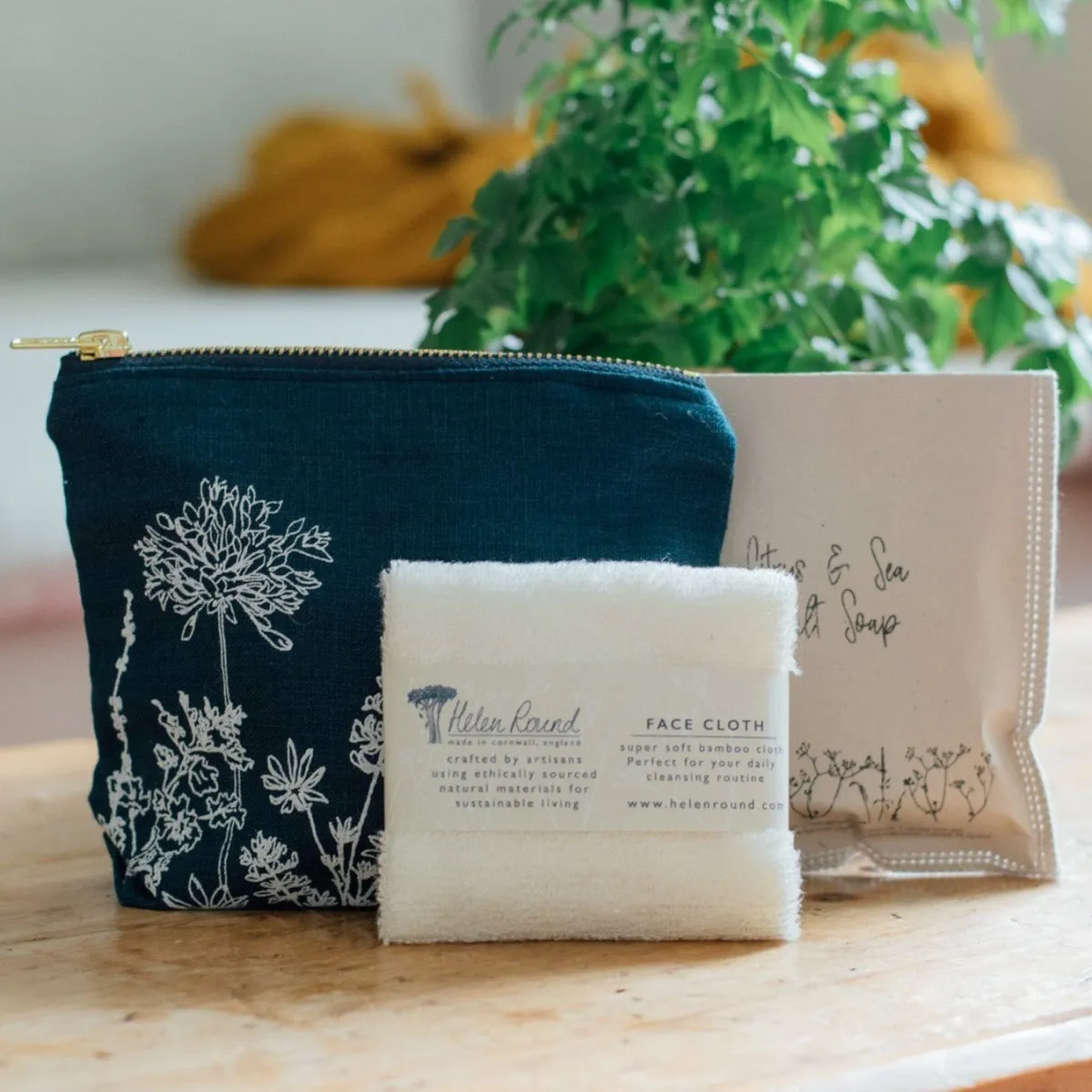 Linen Makeup Bag Gift Set