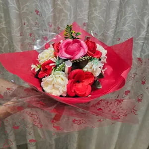 Makeup Bouquet- Luxury Gift for Renee Makeup Lovers