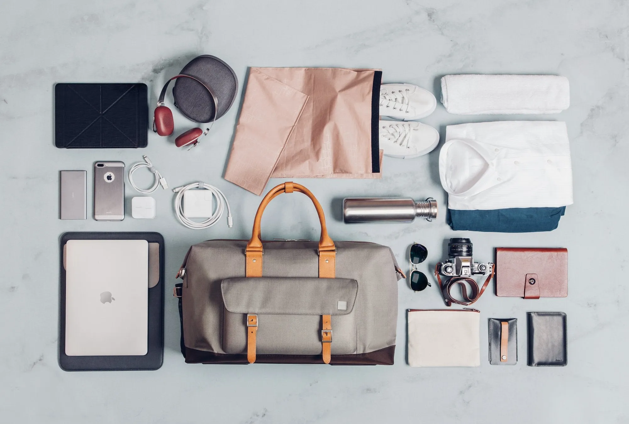 Moshi Vacanza Weekend Travel Bag Fits 15" MacBook Pro