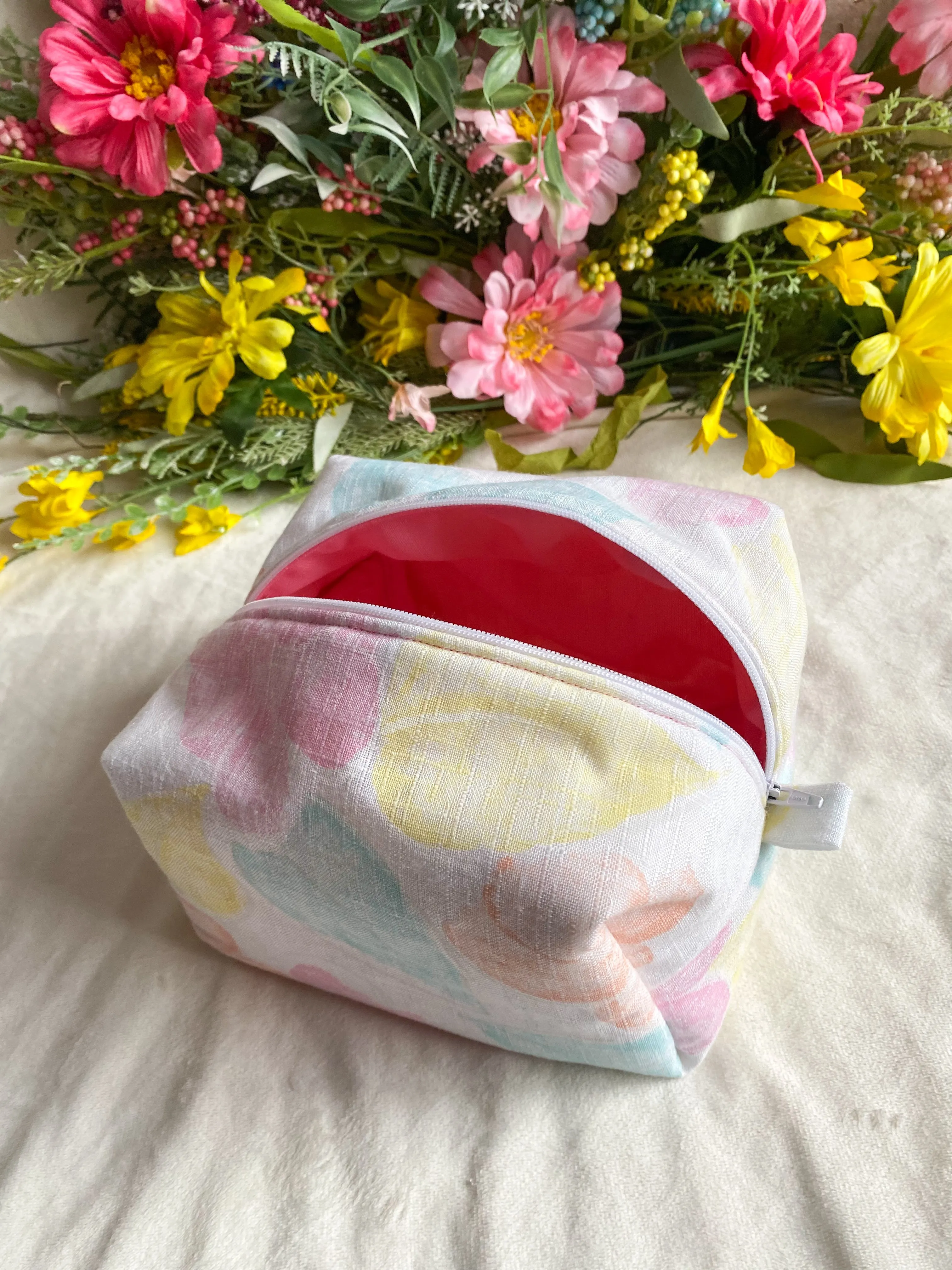 Pastel Garden Makeup Box Pouch