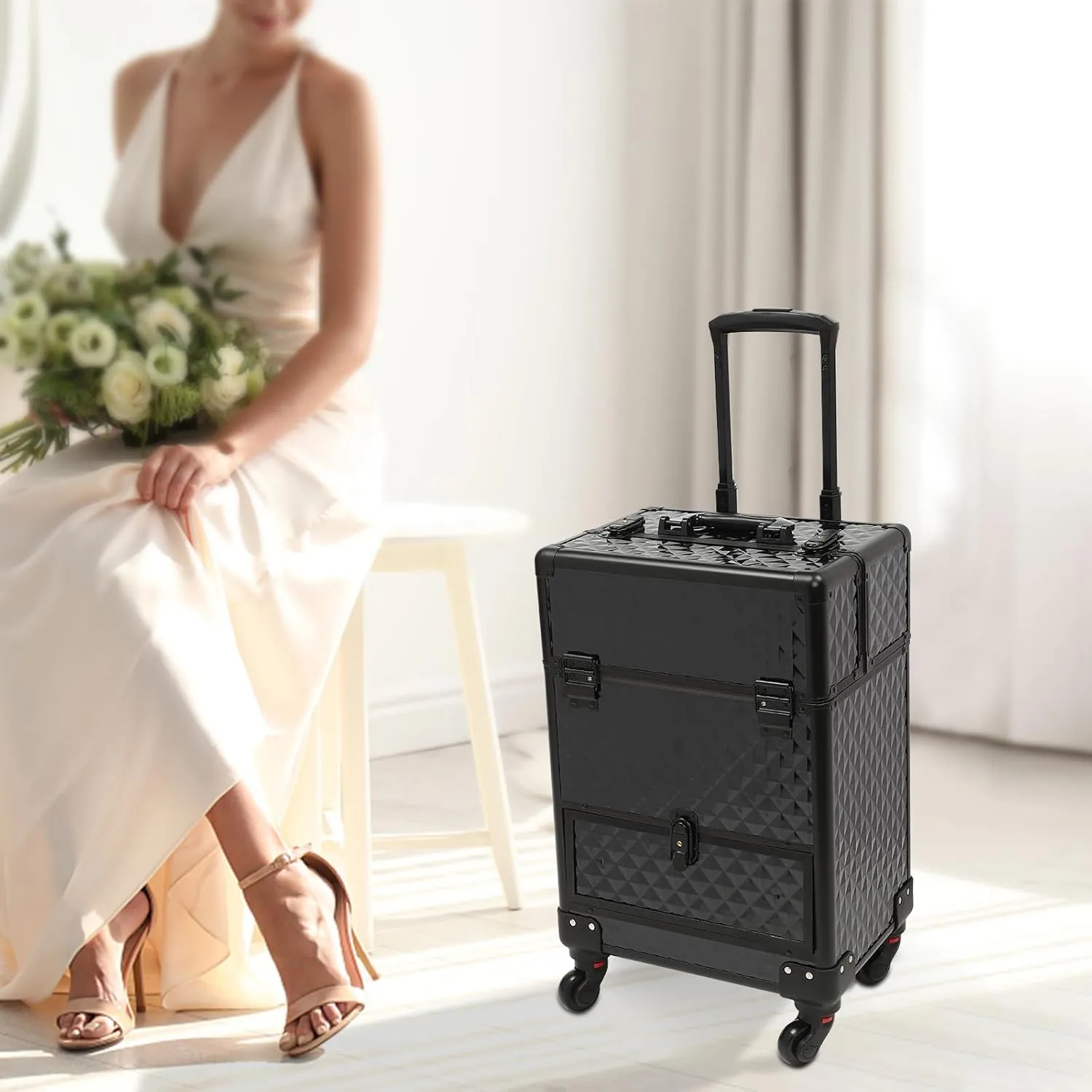 Rolling Makeup Case, Hand-Held/Pulled Cosmetology Case on Wheels, Makeup Rolling Case with Telescopic Rod for Makeup Artists/Hairdressers/Beauticians, Up to 44.09 Lbs (Black)