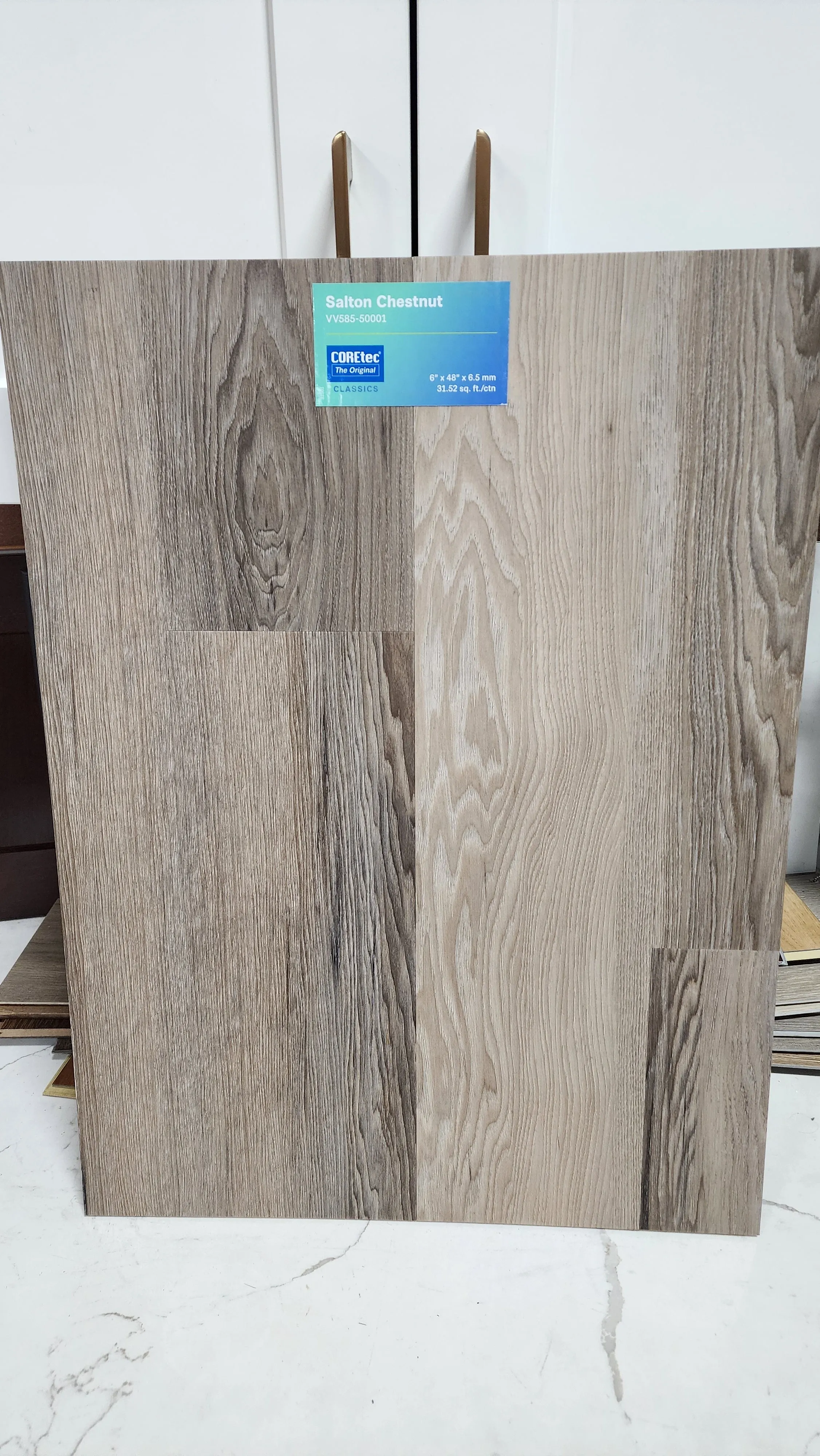 Salton Chestnut - Coretec vv585 Original Classics