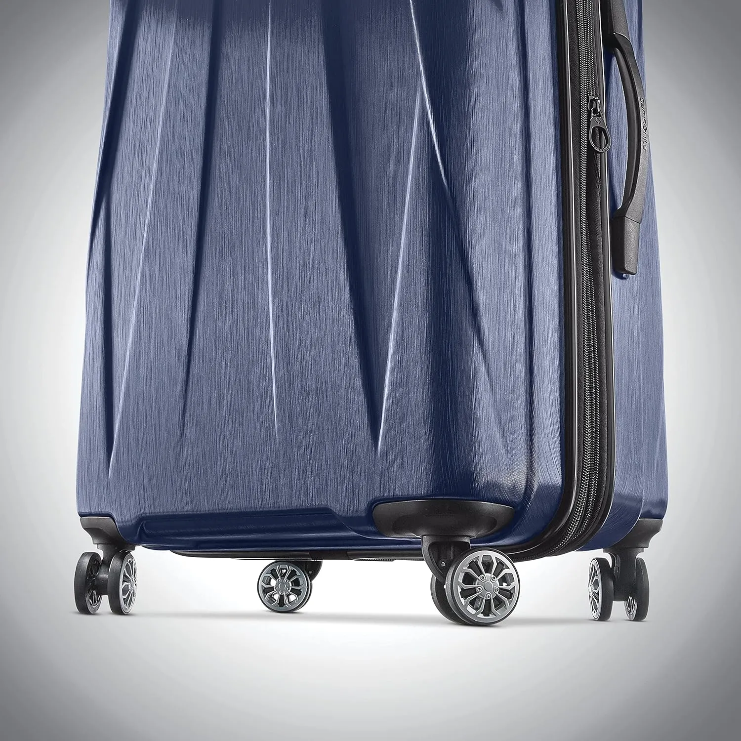 Samsonite Centric 2 Hardside Expandable Luggage with Spinner Wheels, True Navy, 3-Piece Set (20/24/28)
