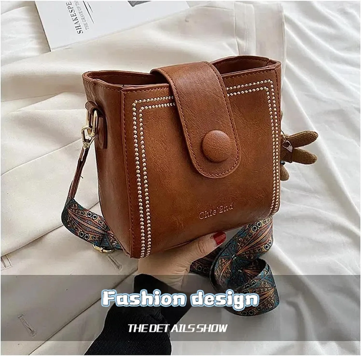 Vintage Fashion Bag With Adjustable Wider Shoulder Strap, Vintage Retro Small Water Bucket Bag, with Cute Doll Pendants