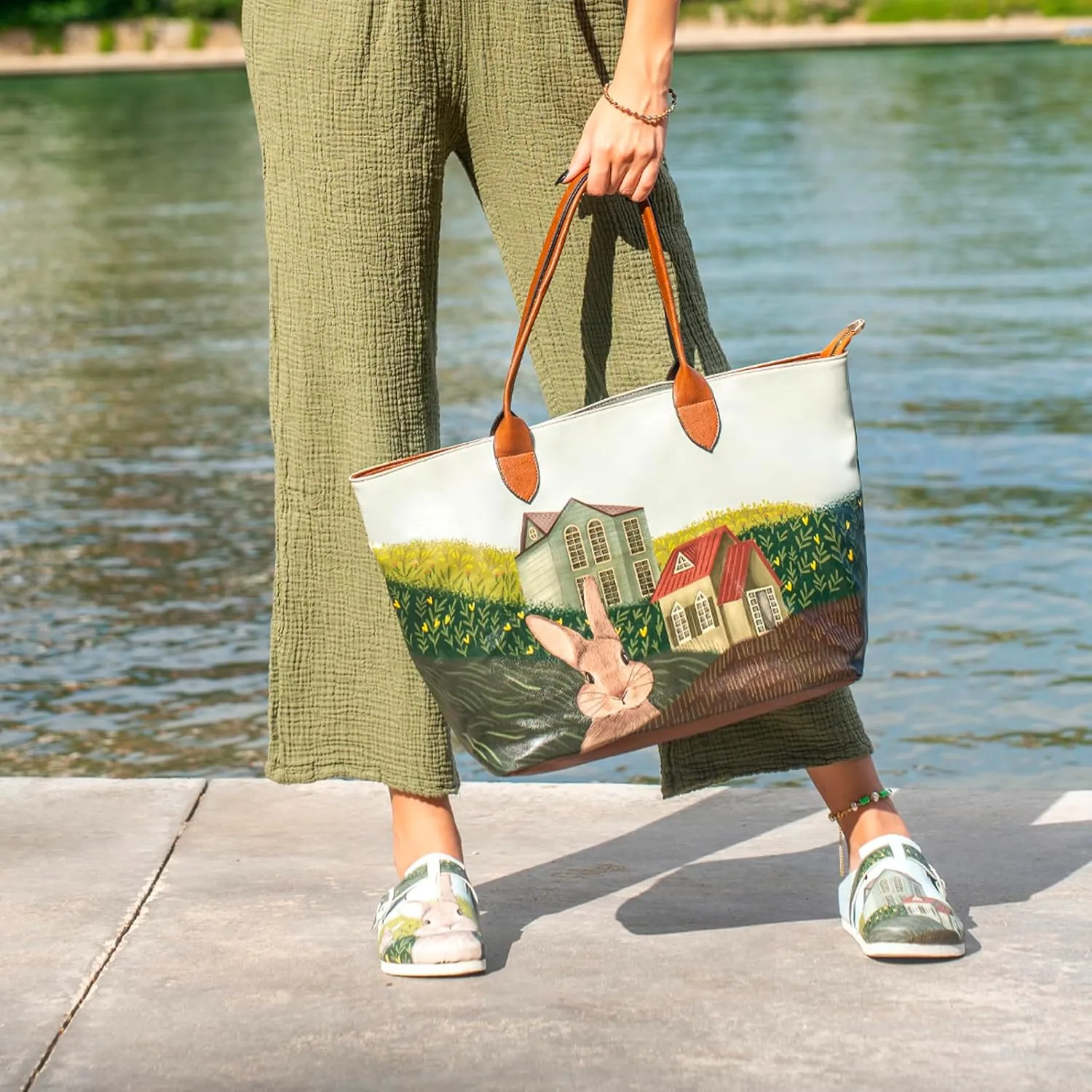 Weekender Bags for Women - Unique Design and Vegan Leather Shoulder Bags