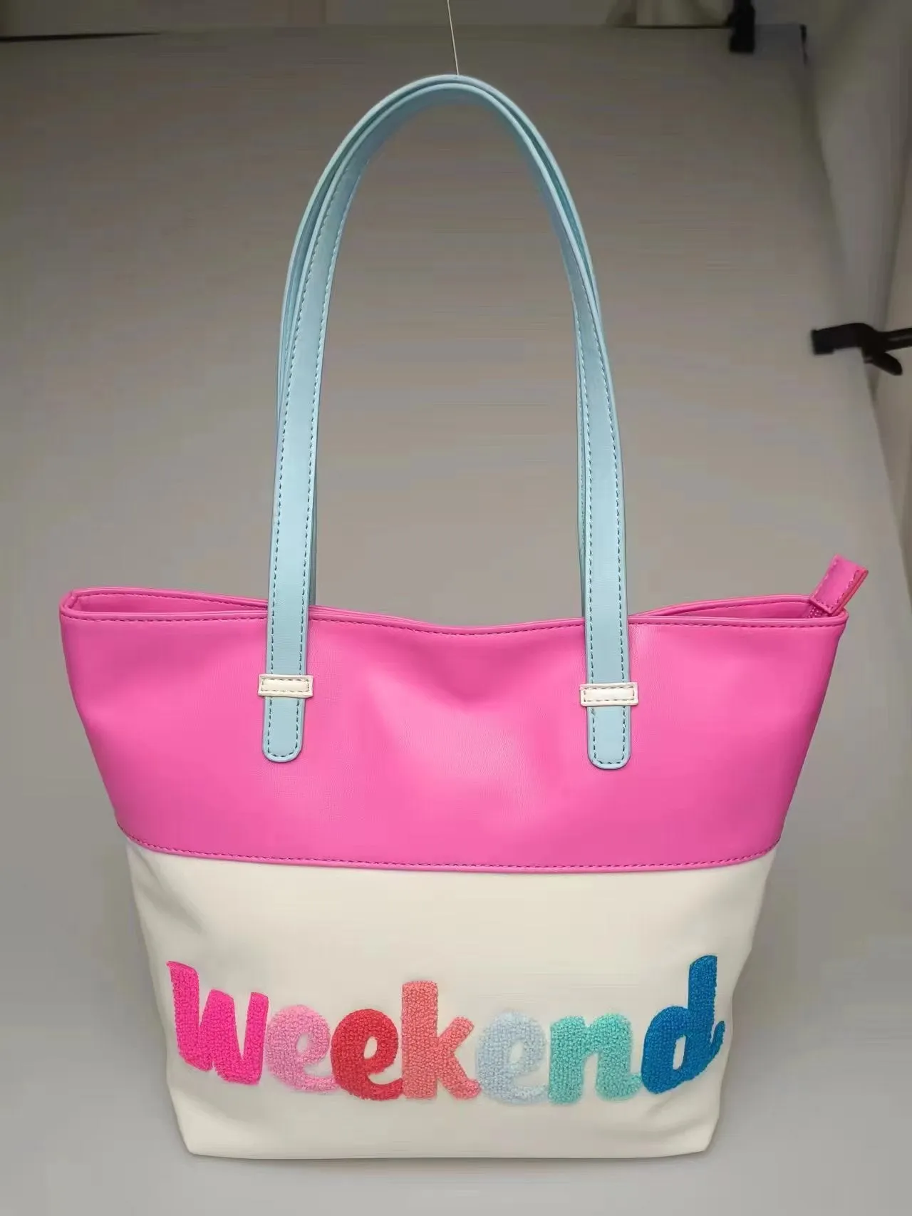 Weekender Square Tote Bags