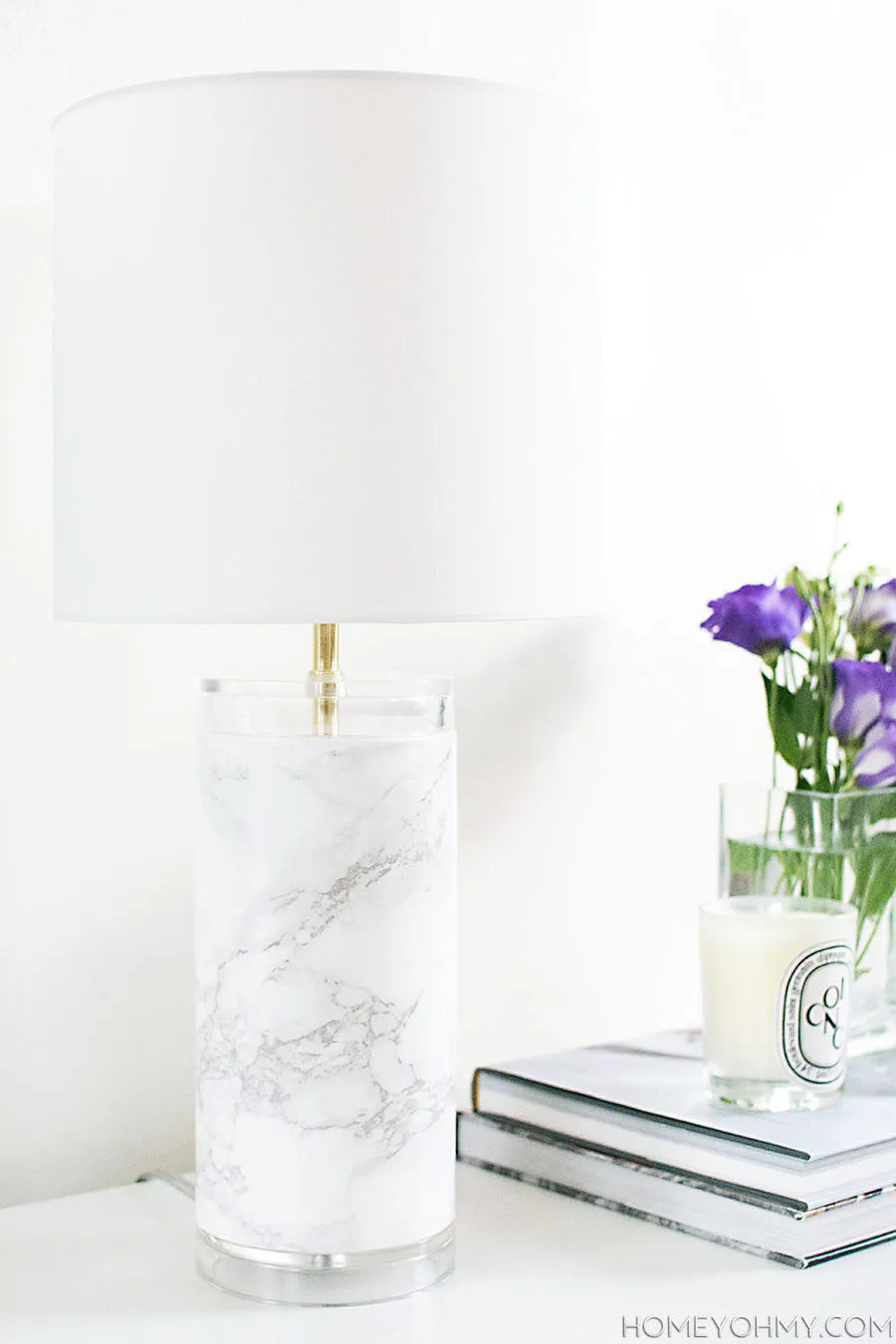 White-Grey Veined Marble Vinyl