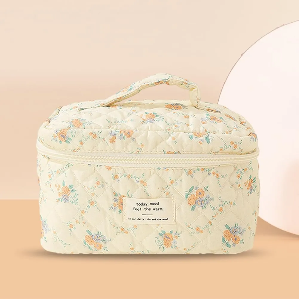 Women Aesthetic Toiletry Purse Printed Cotton Quilted Makeup Handbag Large Capacity Zipper Closure Girls Daily Handbag (Style Two)