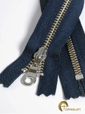 YKK #4.5 Nickel-Silver (4-12" / 10.2-30.5cm) - 560 Deep Cove Blue
