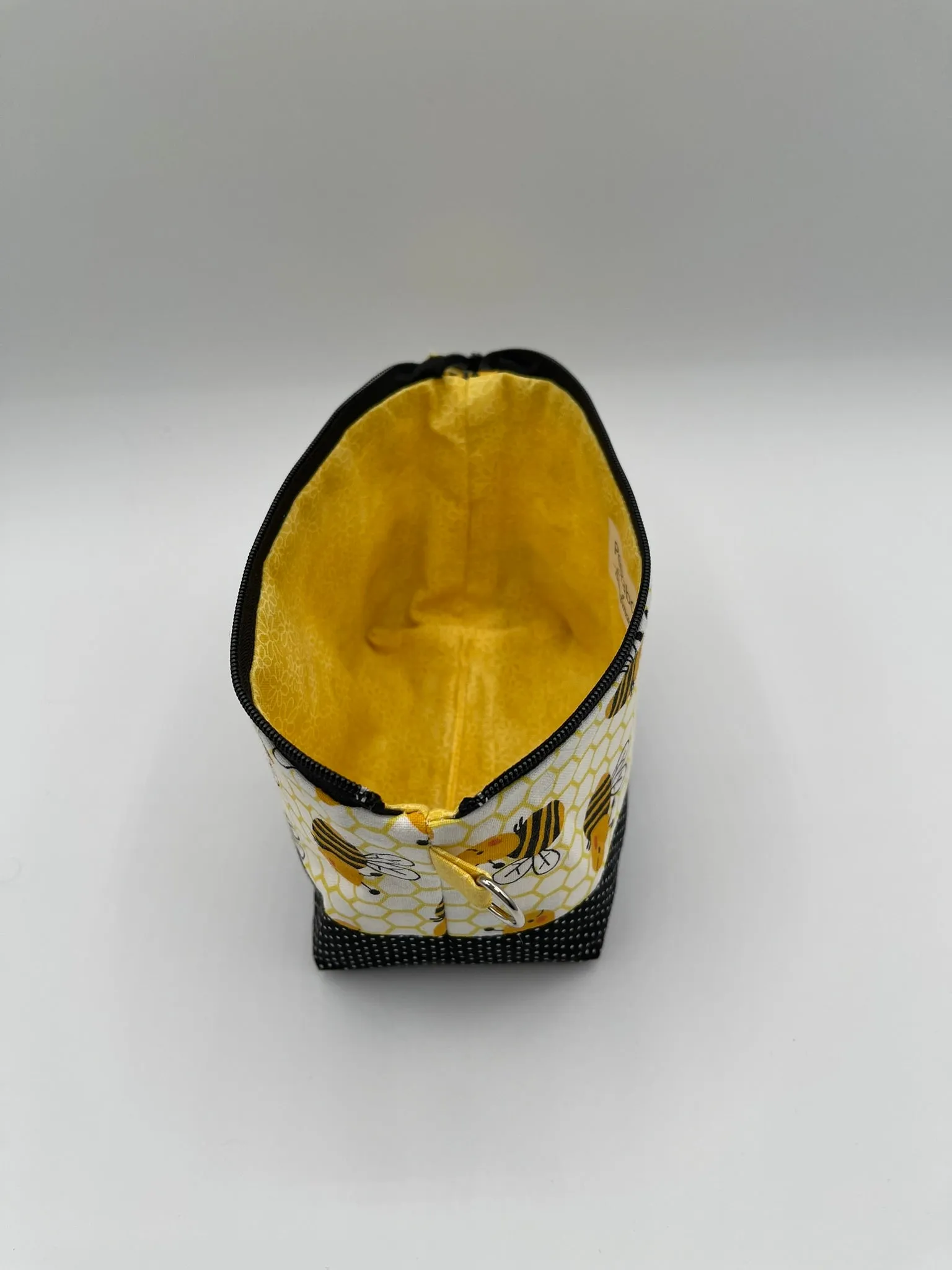 Zipper Bucket Bag - Bees on Honeycomb