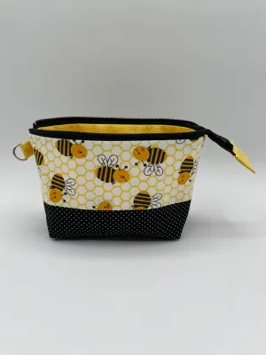 Zipper Bucket Bag - Bees on Honeycomb