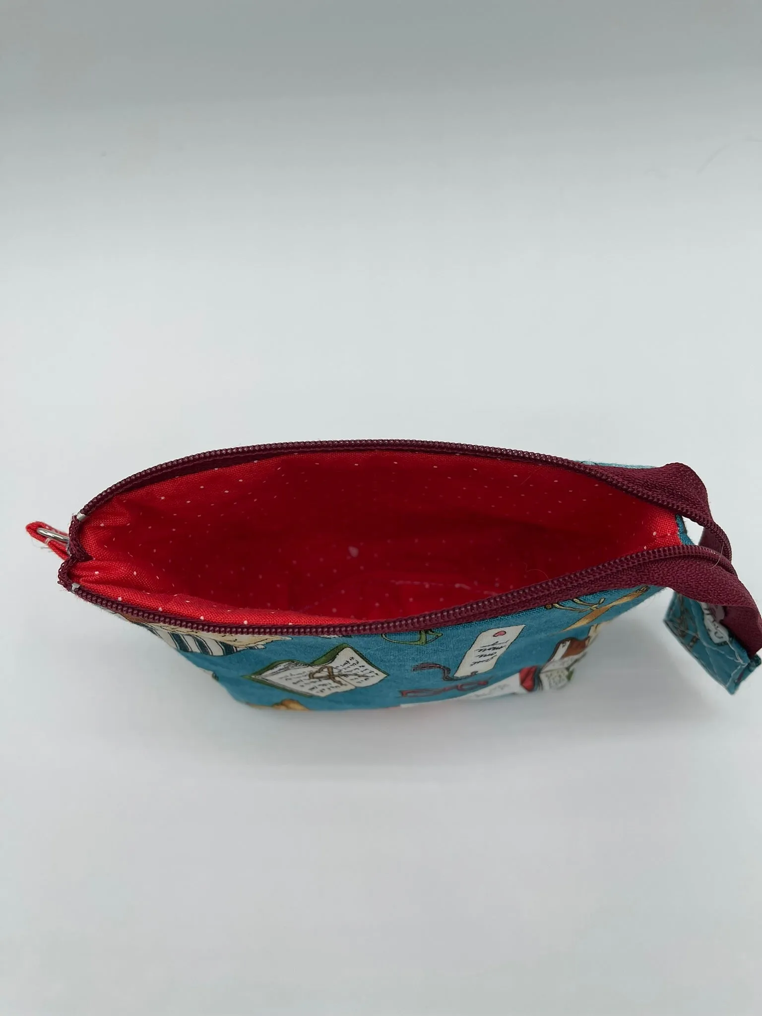 Zipper Bucket Bag - Books