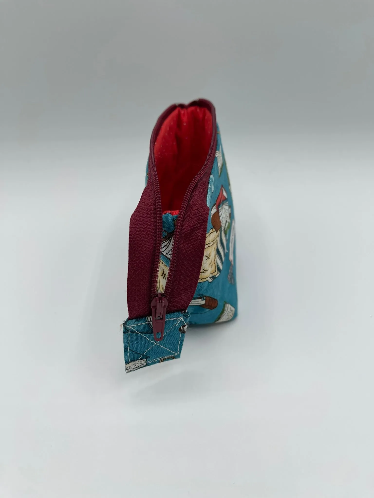 Zipper Bucket Bag - Books