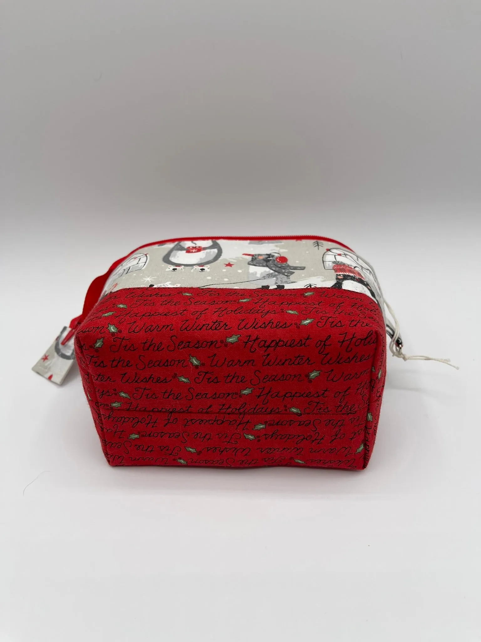 Zipper Bucket Bag - Christmas Penguins and Igloos
