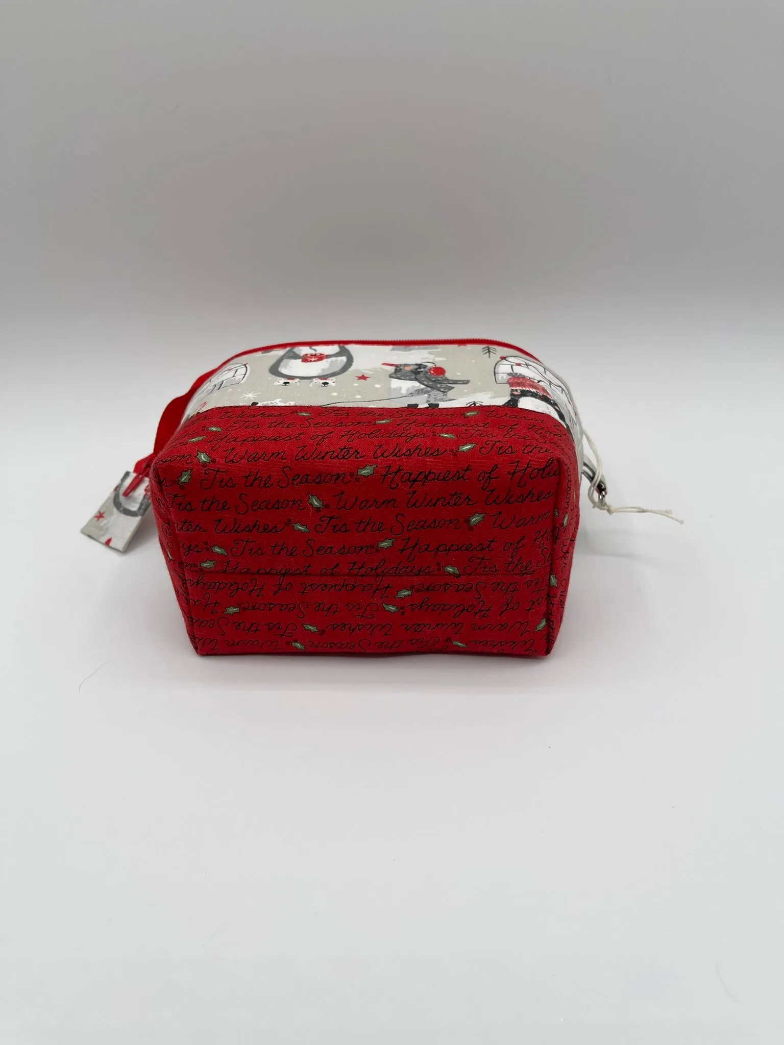 Zipper Bucket Bag - Christmas Penguins and Igloos