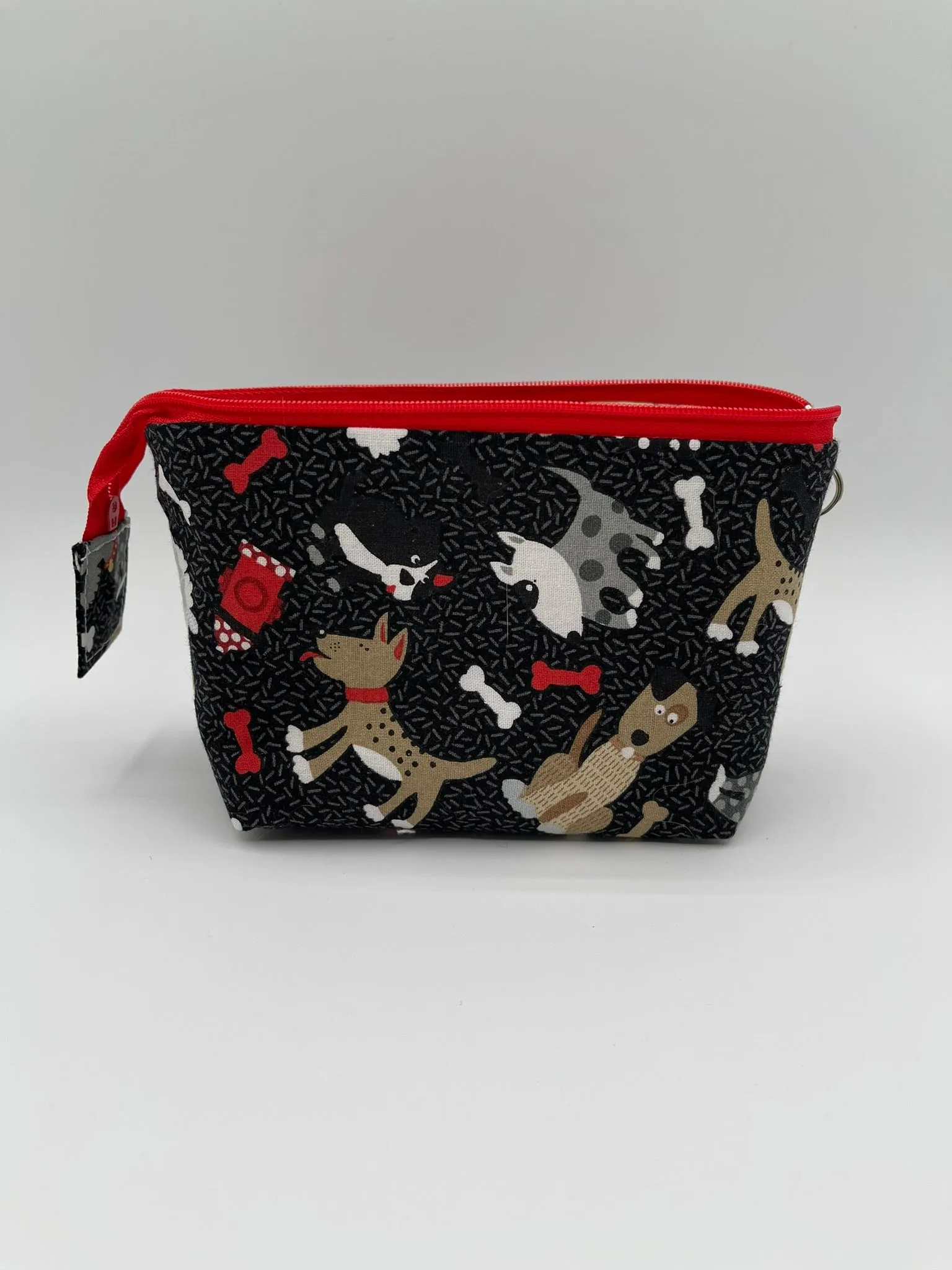 Zipper Bucket Bag - Dogs on Black