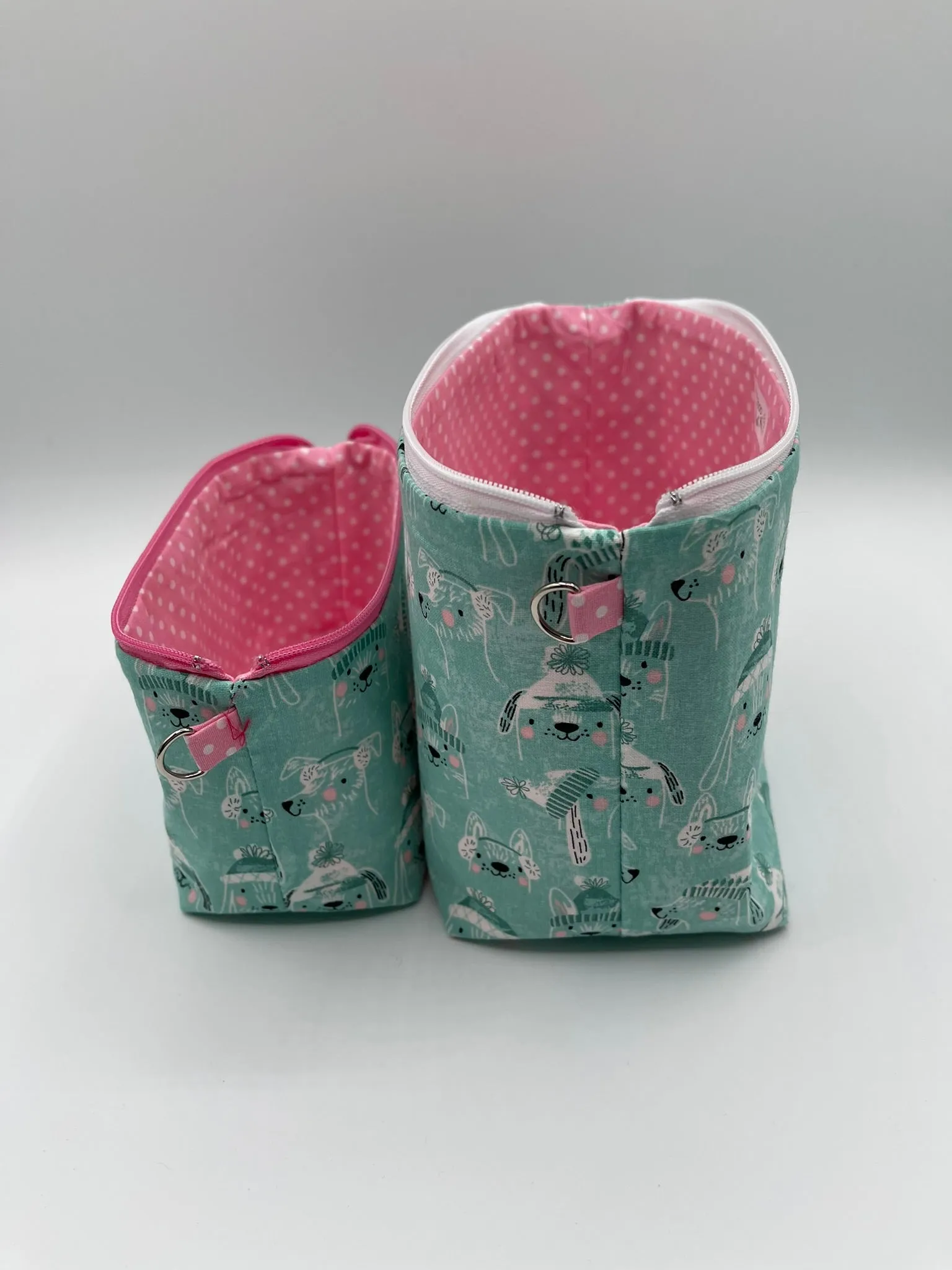 Zipper Bucket Bag - Dogs Sketches on Blue