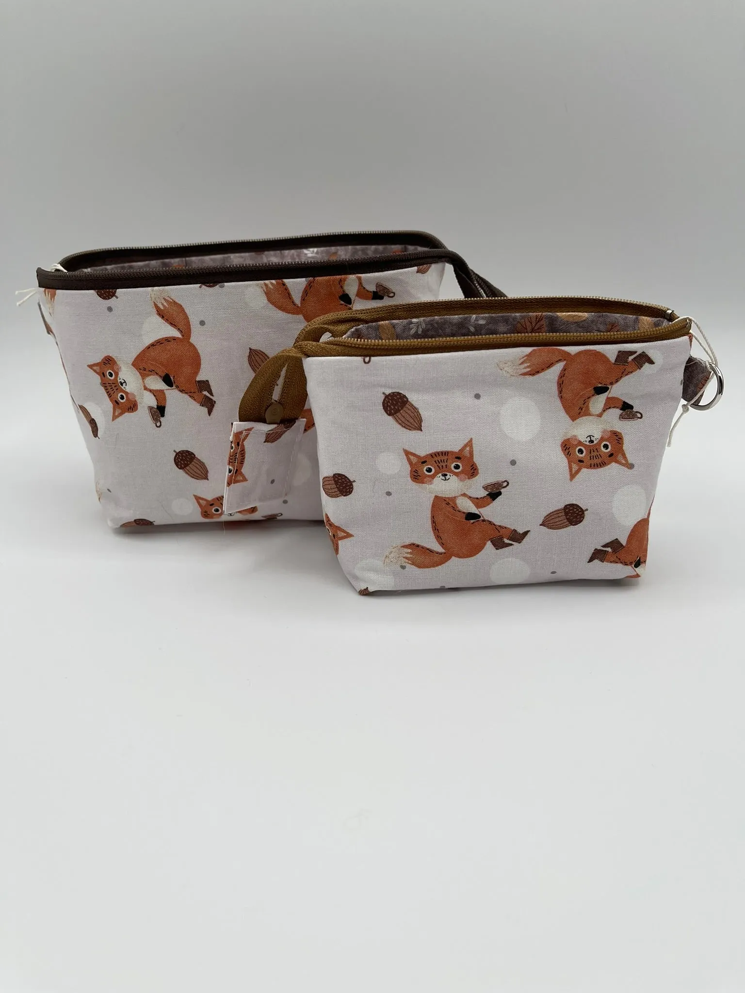 Zipper Bucket Bag - Foxes with Coffee