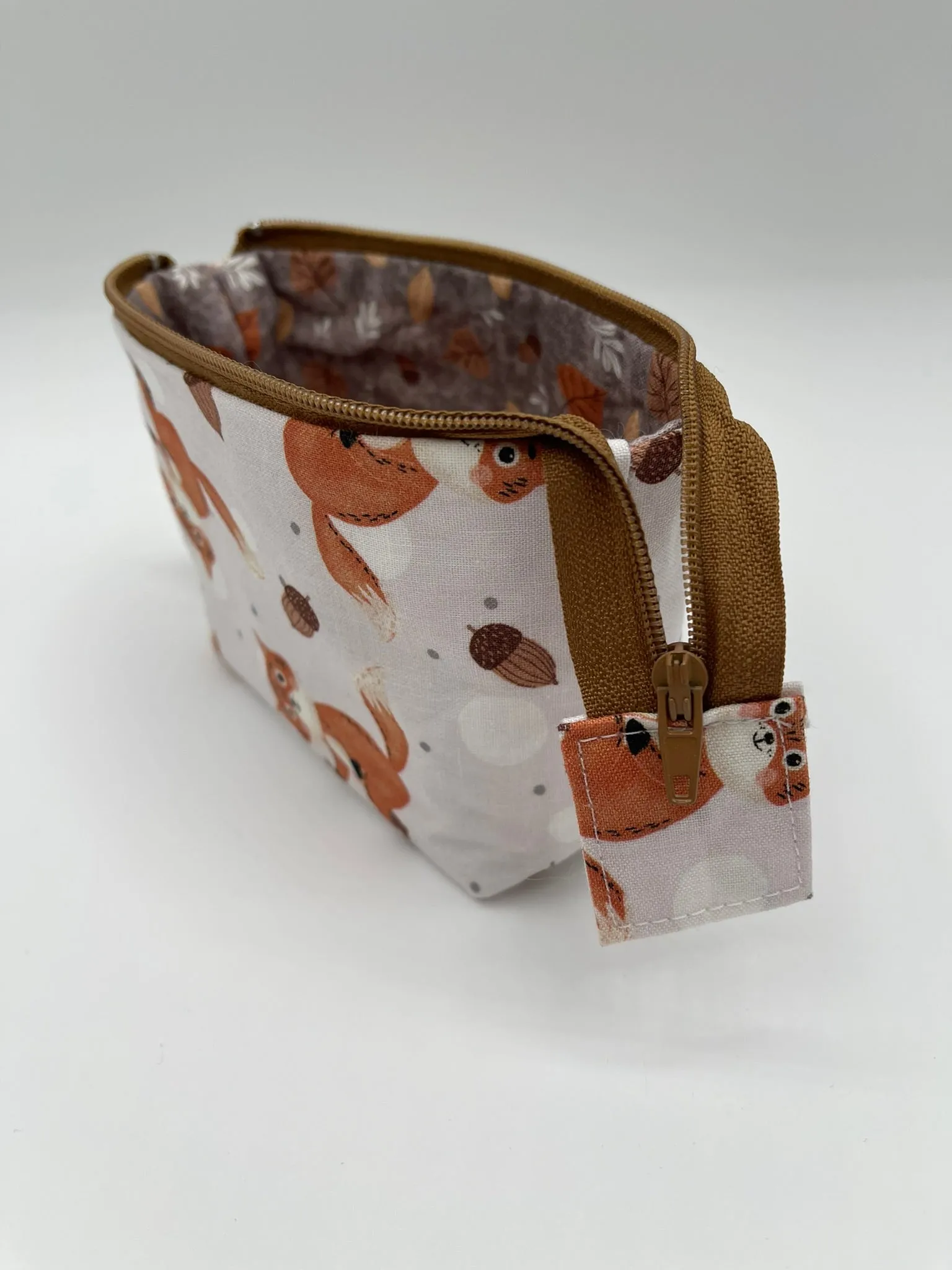 Zipper Bucket Bag - Foxes with Coffee