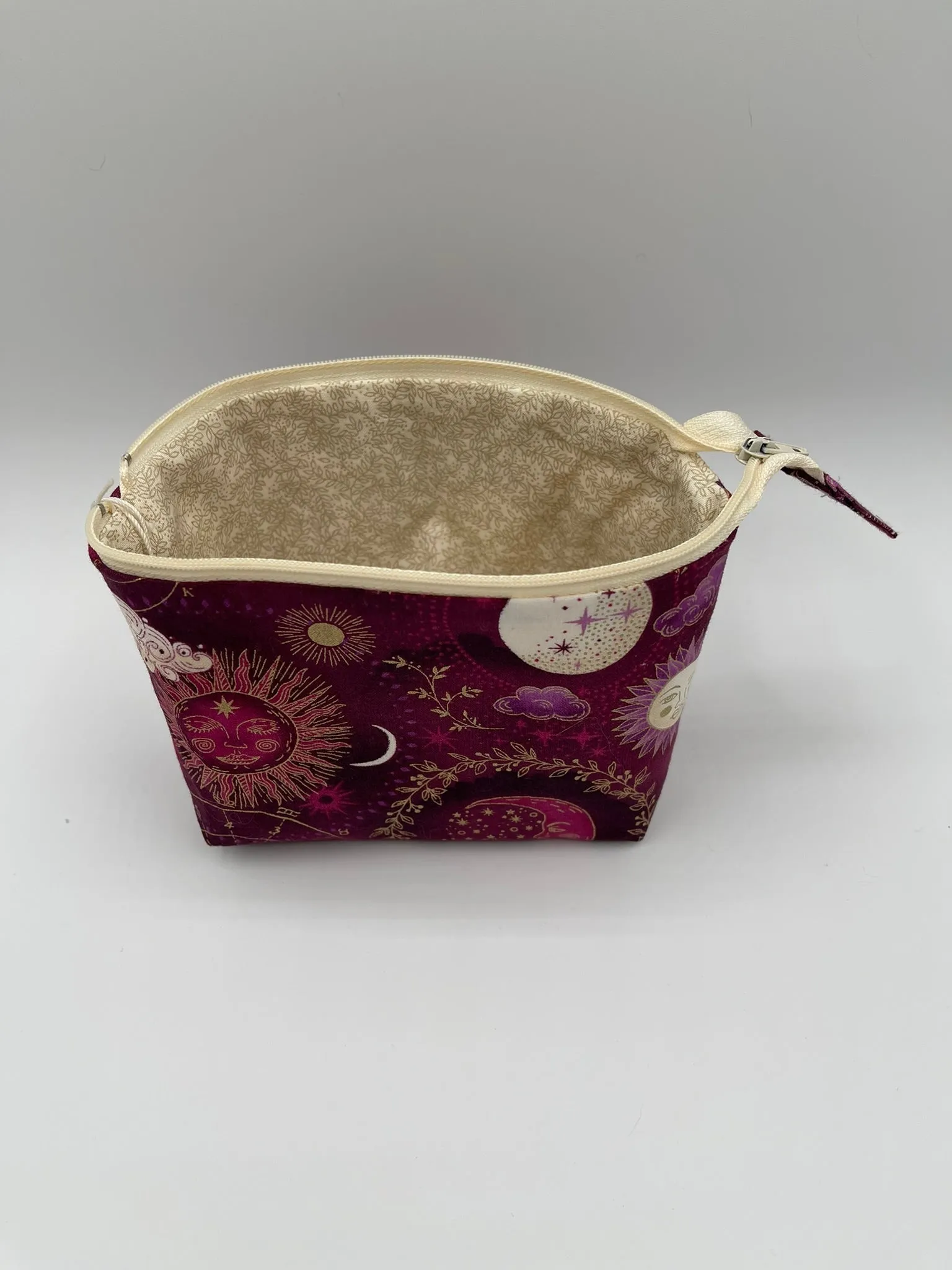 Zipper Bucket Bag - Moon and Sun on Maroon
