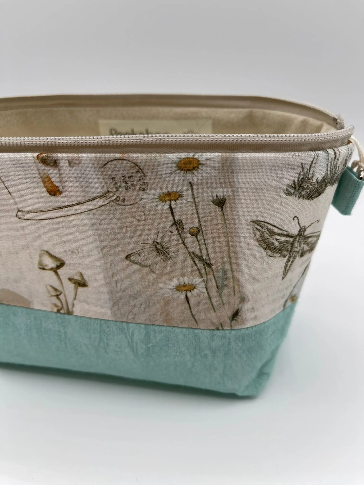 Zipper Bucket Bag - Mushrooms and Time