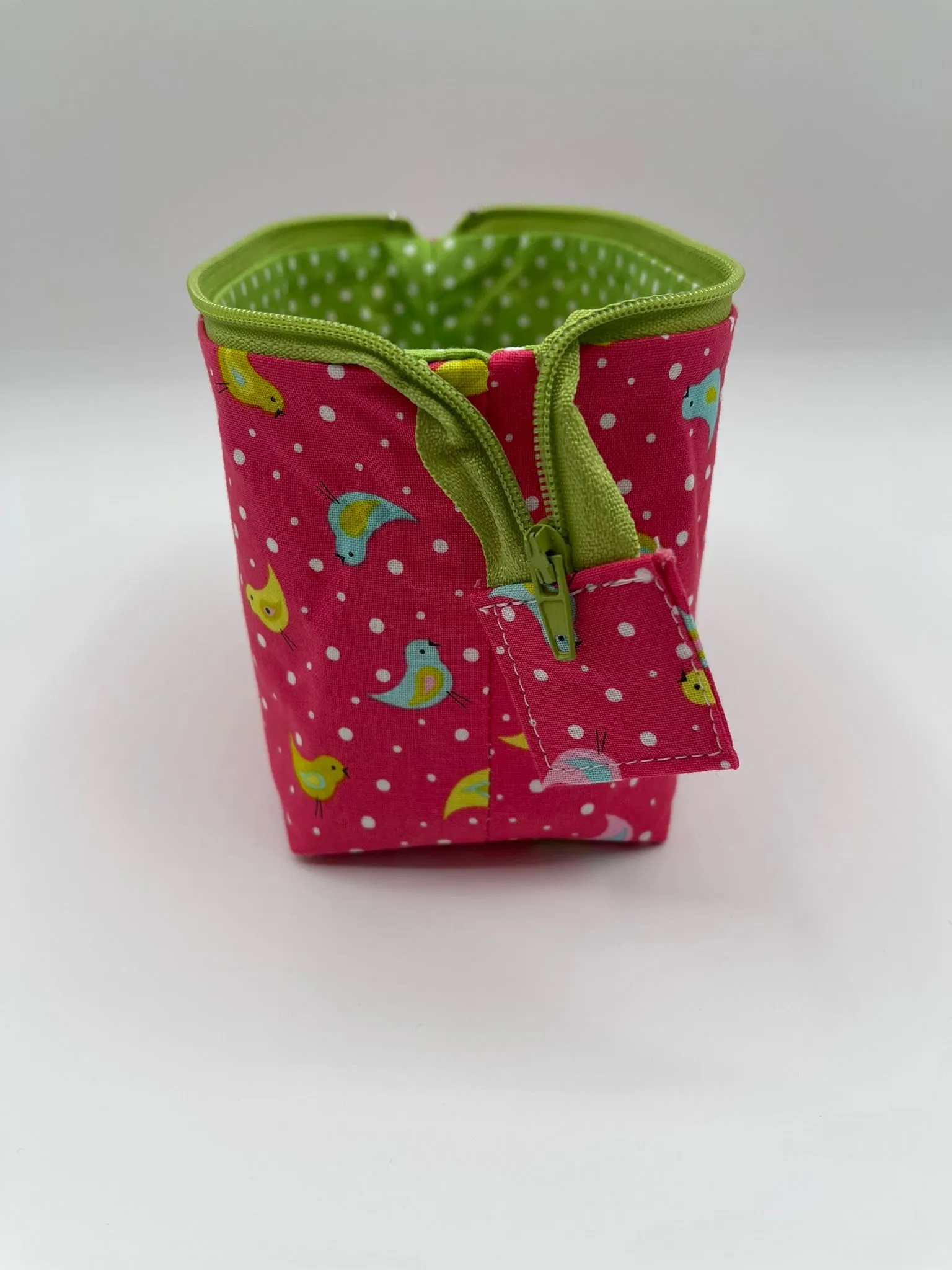 Zipper Bucket Bag - Tiny Birds on Pink